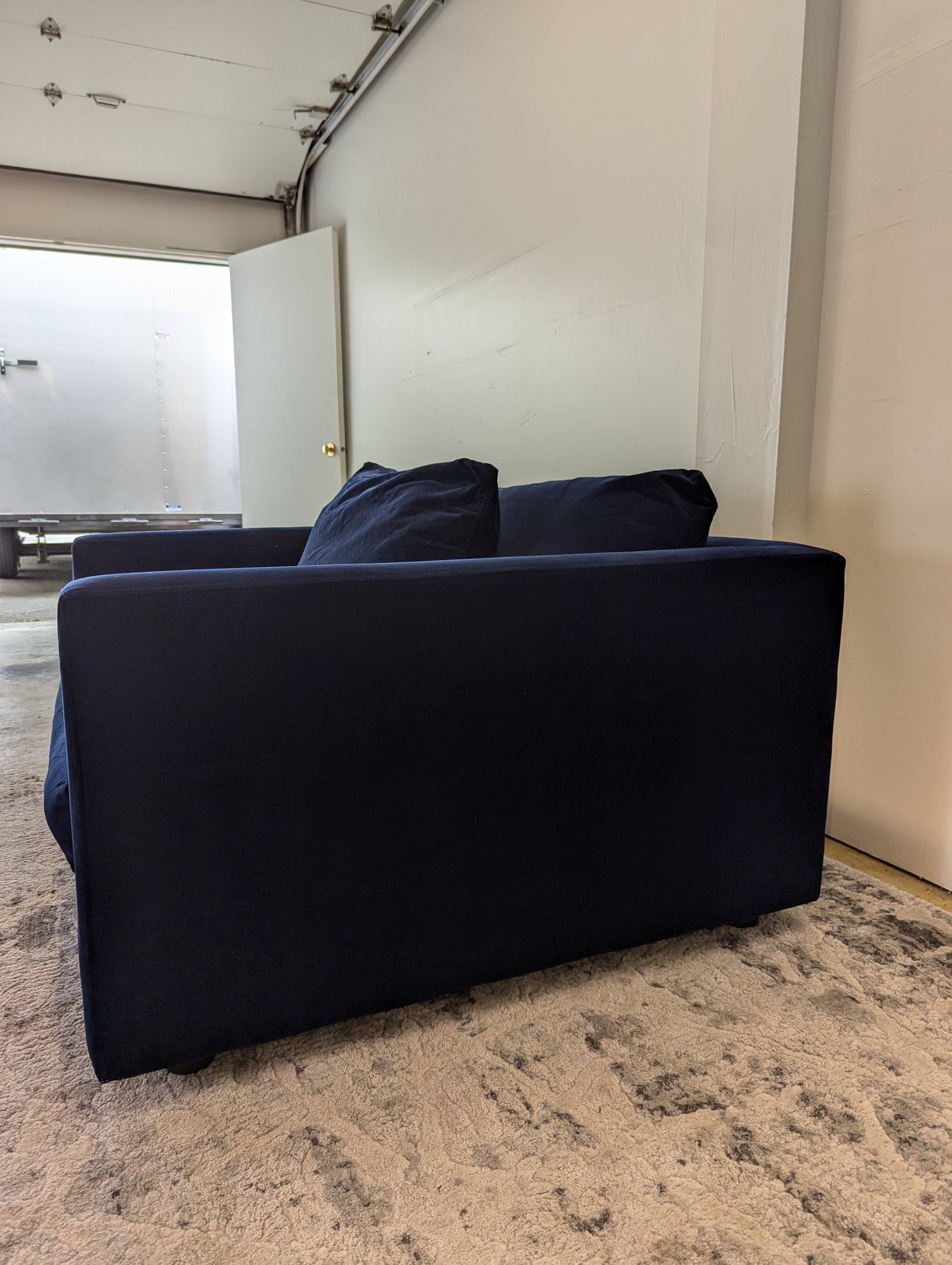 Stylus Berg Chair + Ottoman
