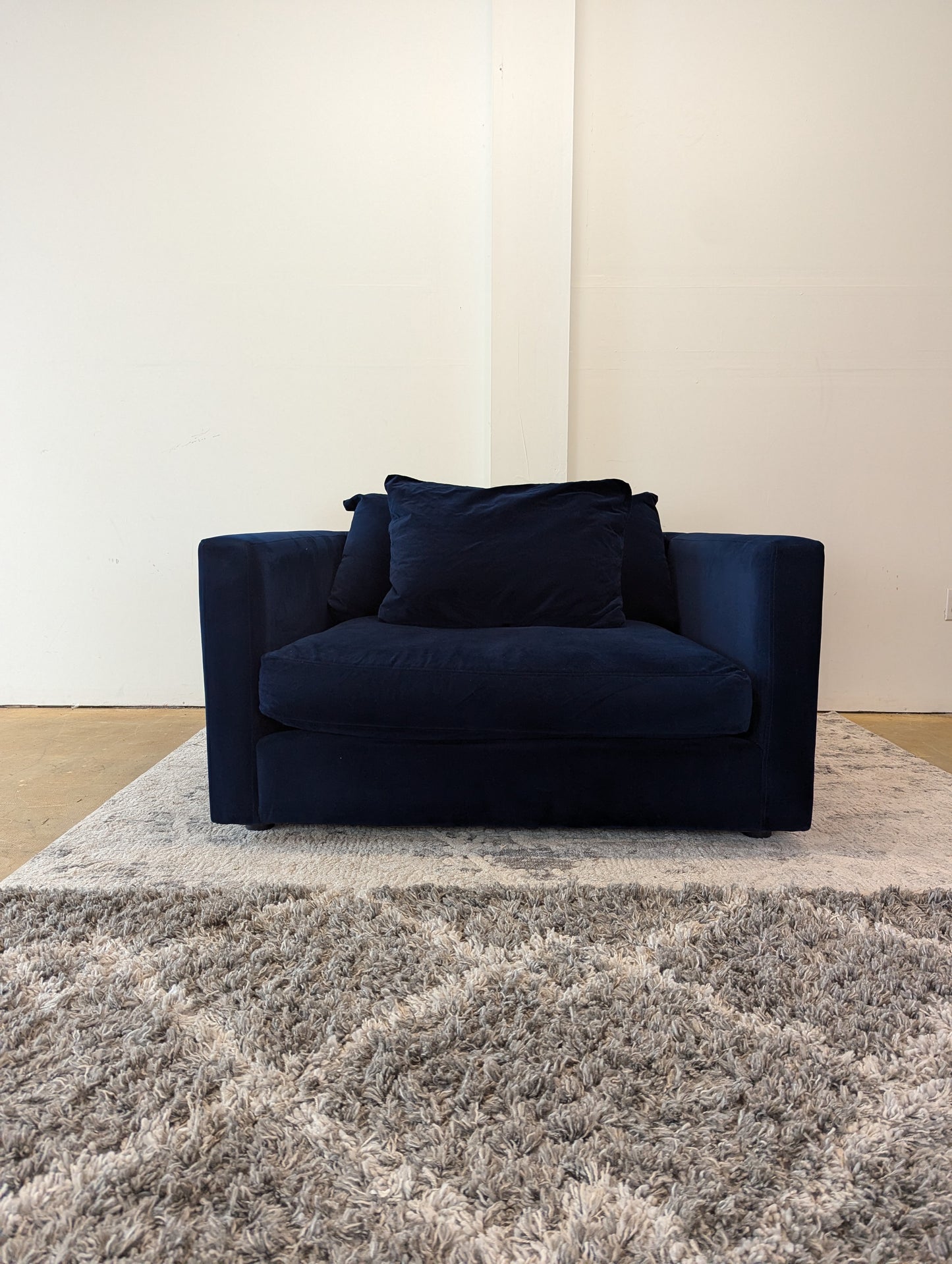 Stylus Berg Chair + Ottoman
