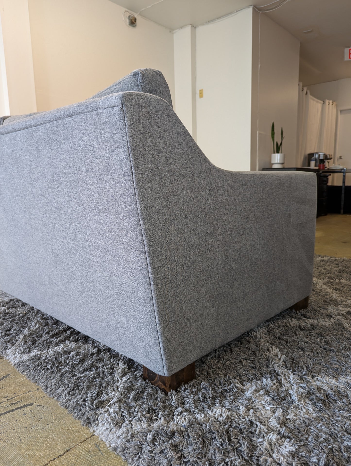 Stylus Ewing Sofa