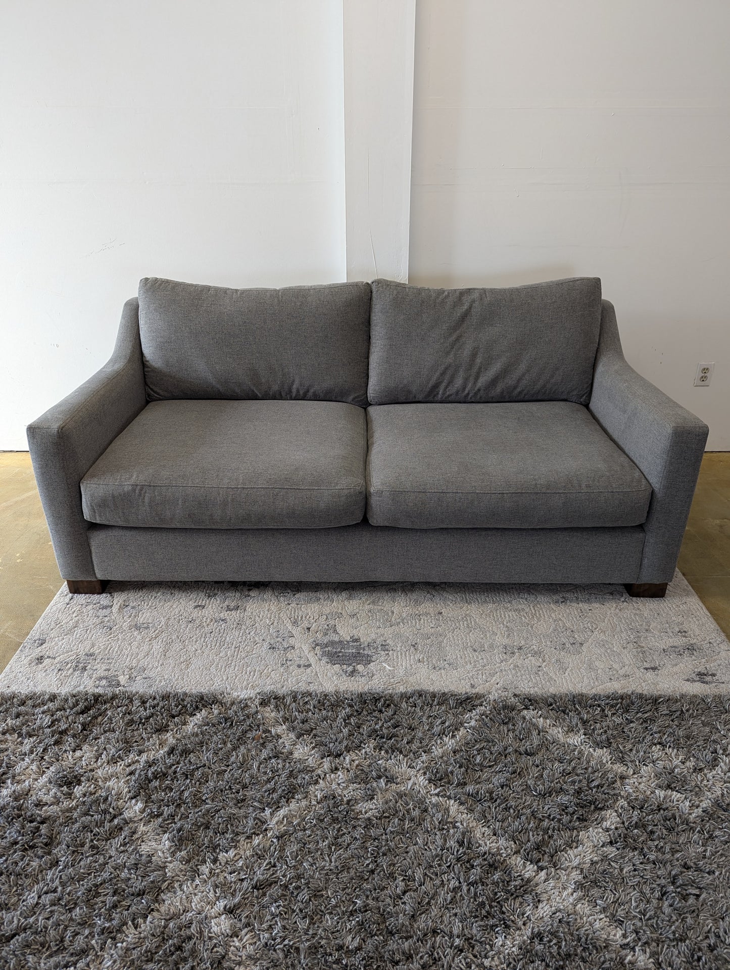Stylus Ewing Sofa