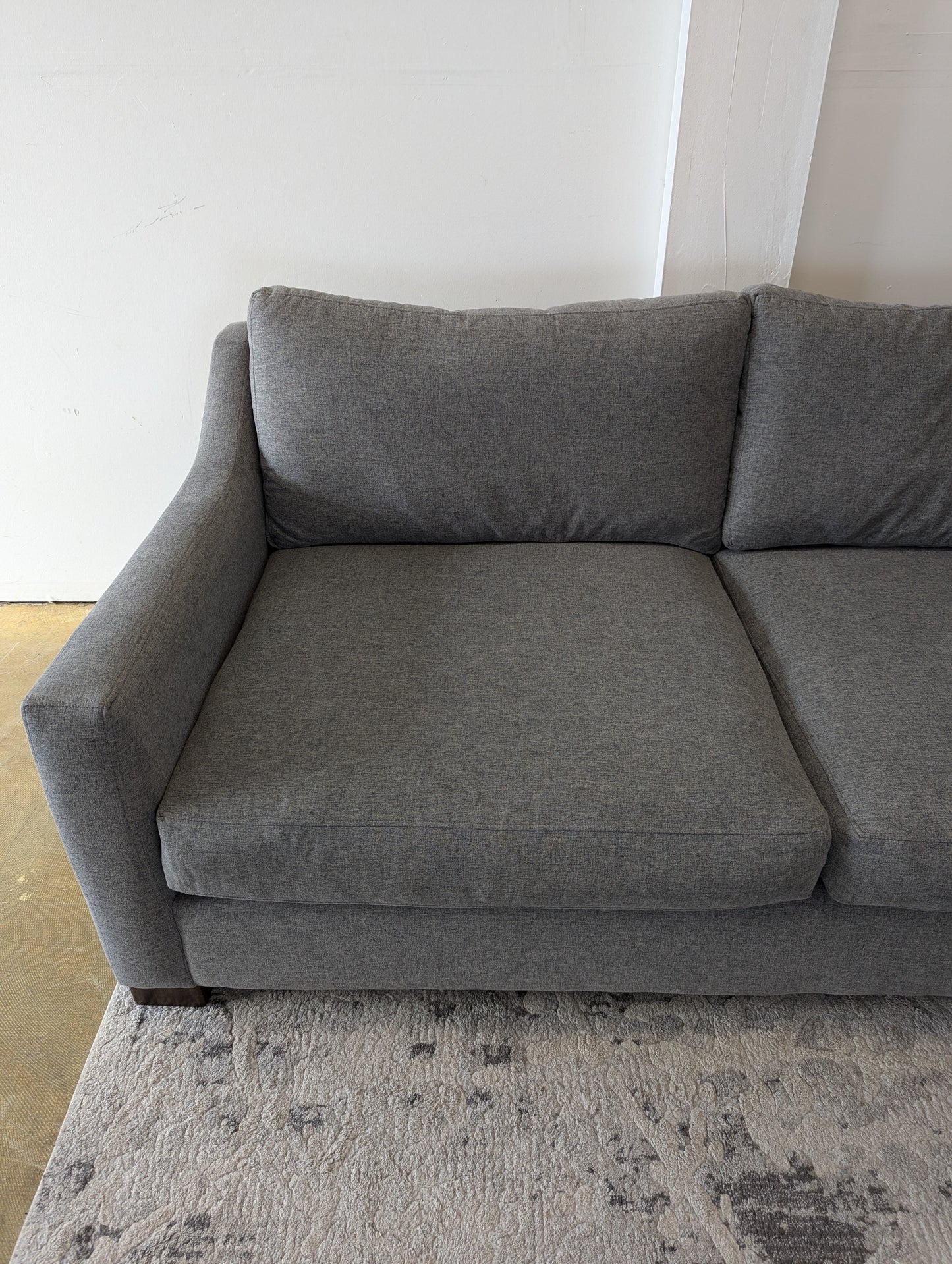 Stylus Ewing Sofa