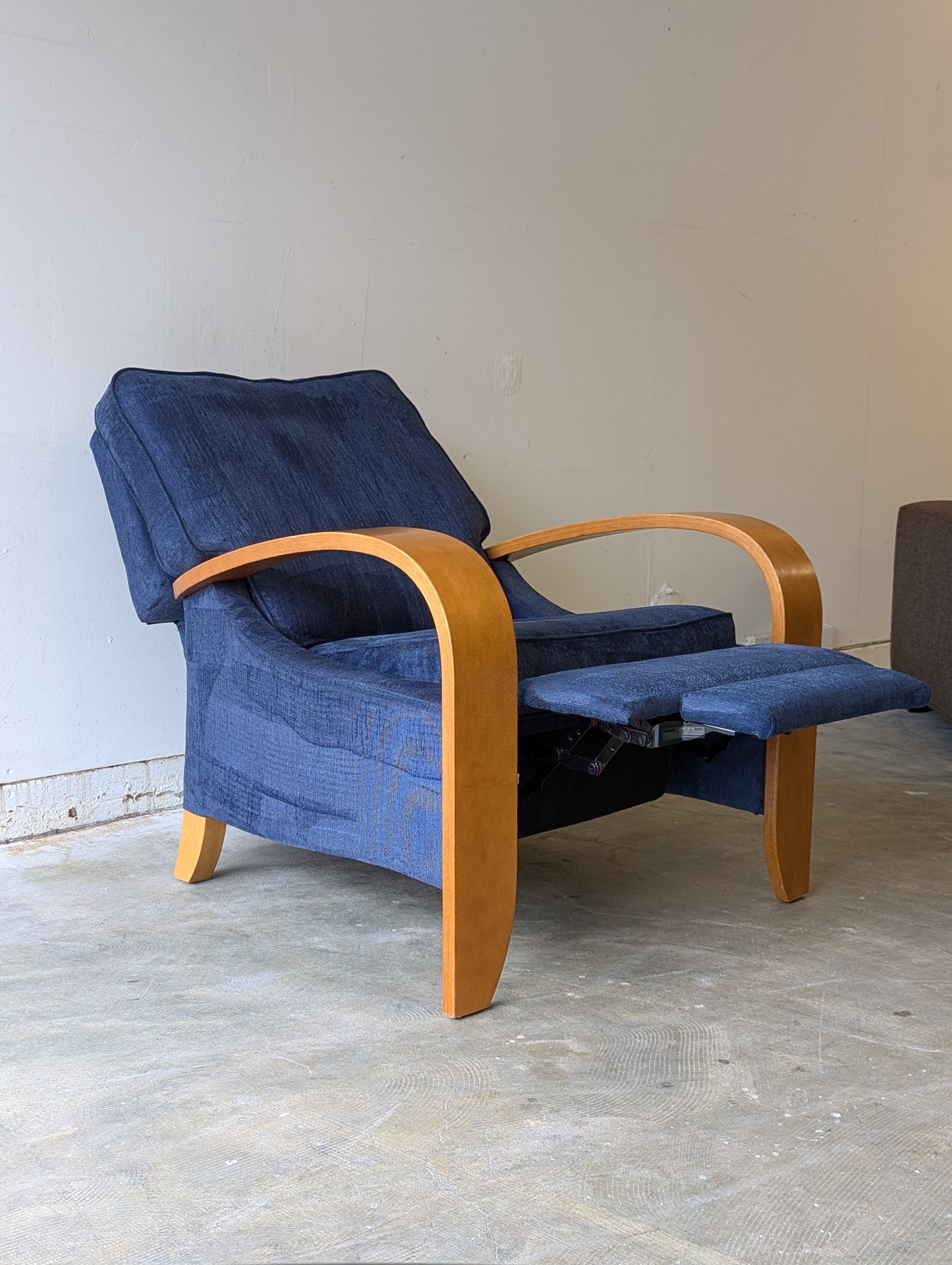 Carlyle Reclining Chair