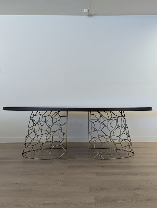Moe's Otaga Dining Table