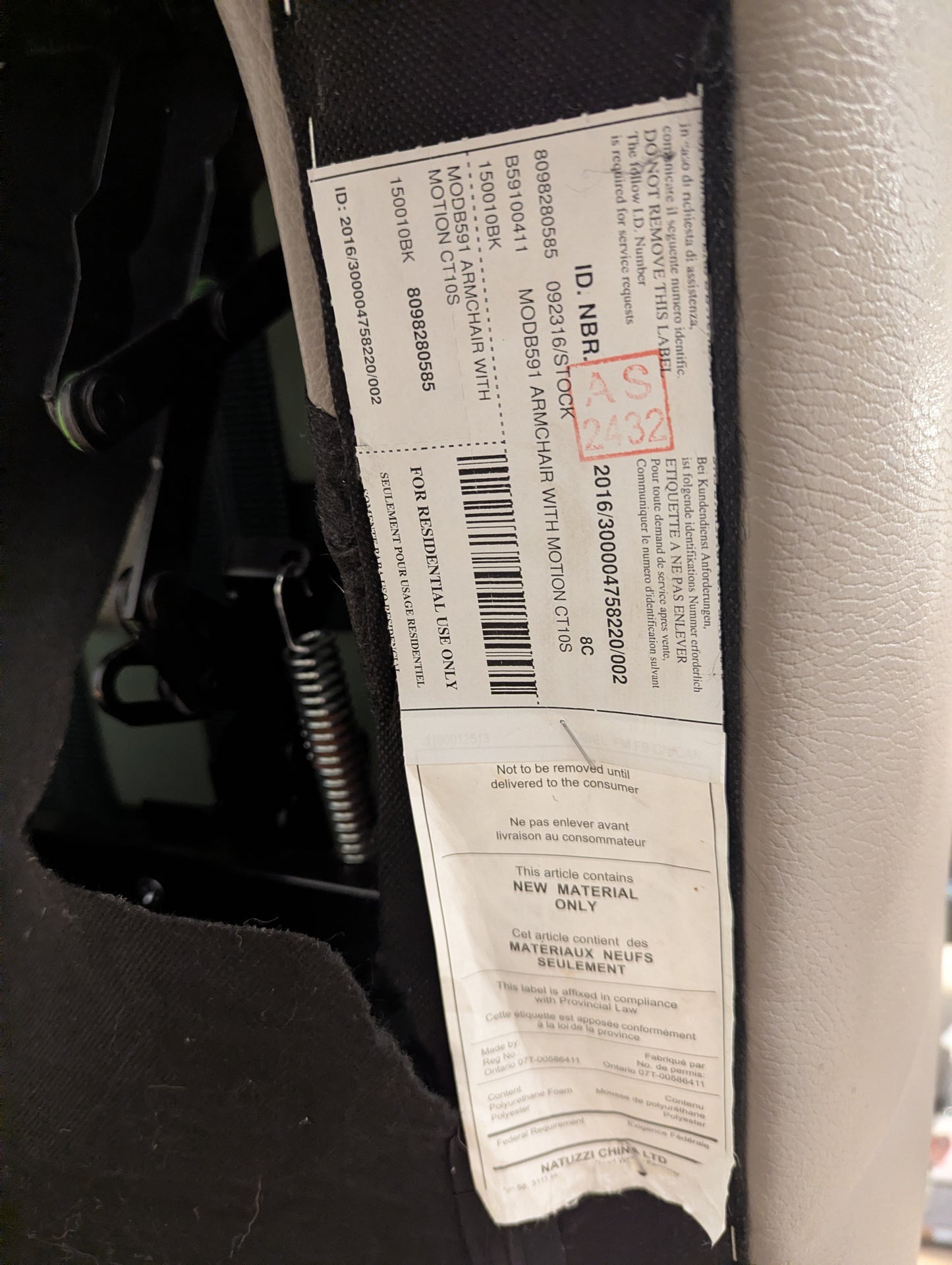 Natuzzi Editions MODB591 Motion Reclining Chair