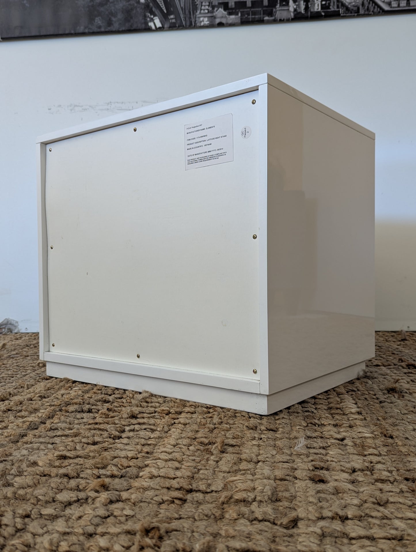 Dream White Nightstand