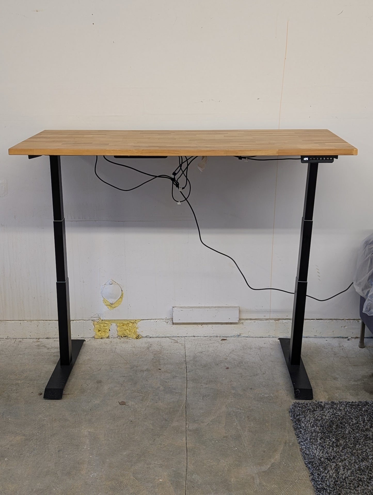 Effy Height Adjustable Desk