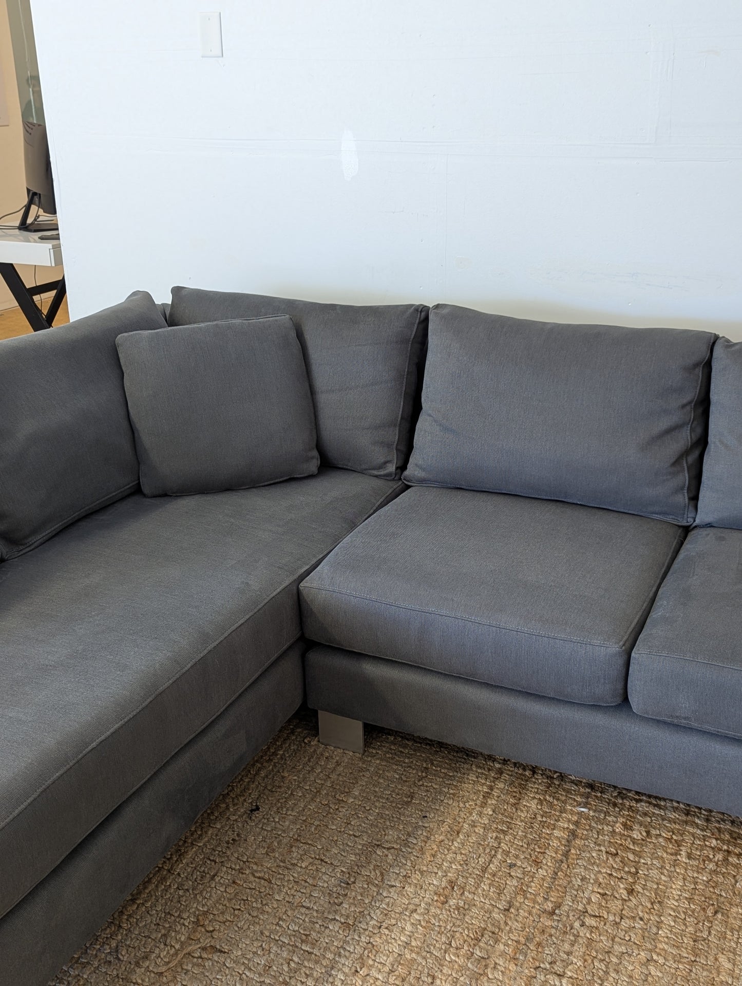 Stylus Tribeca Sectional