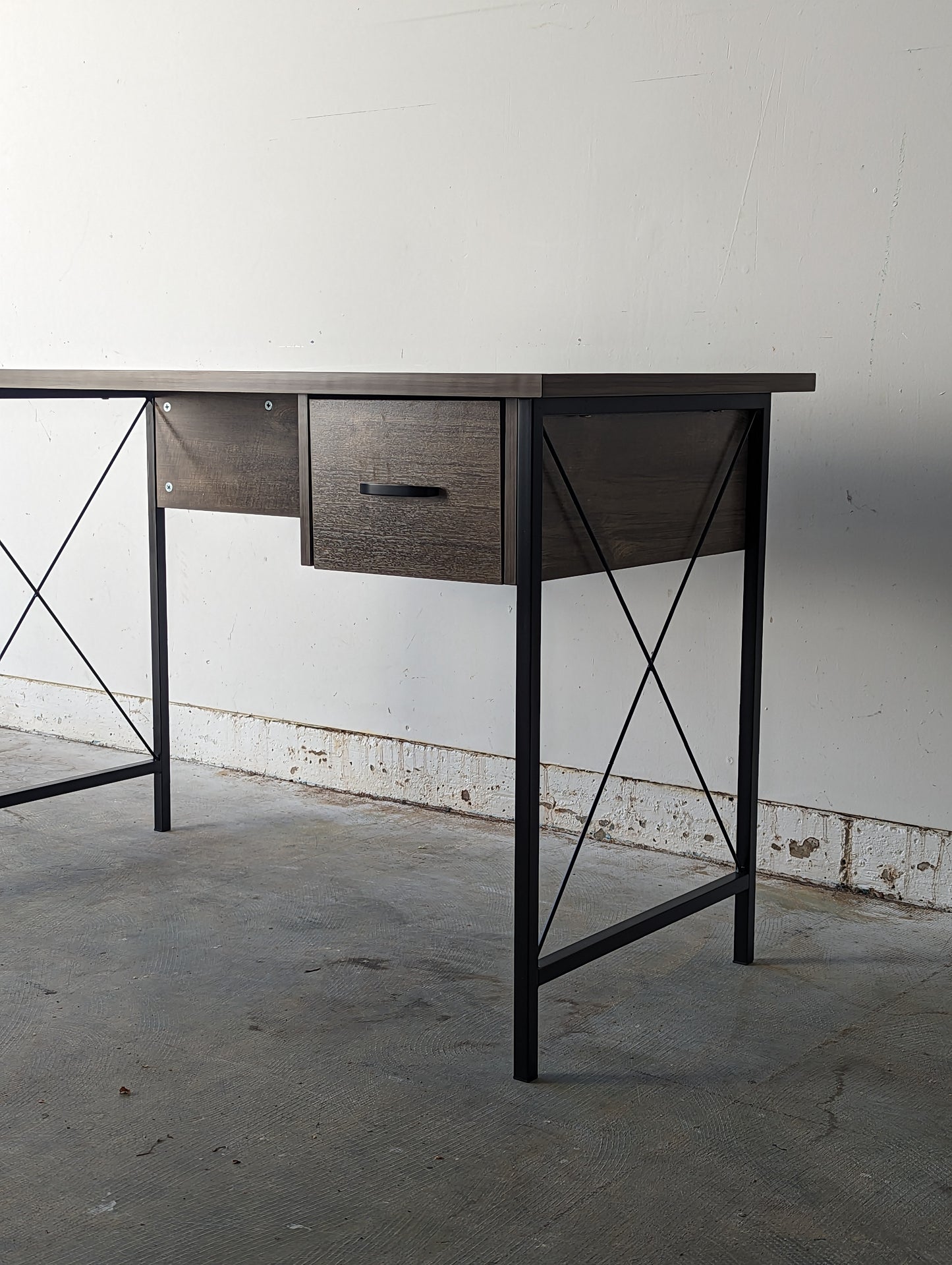 Ivan Office Desk