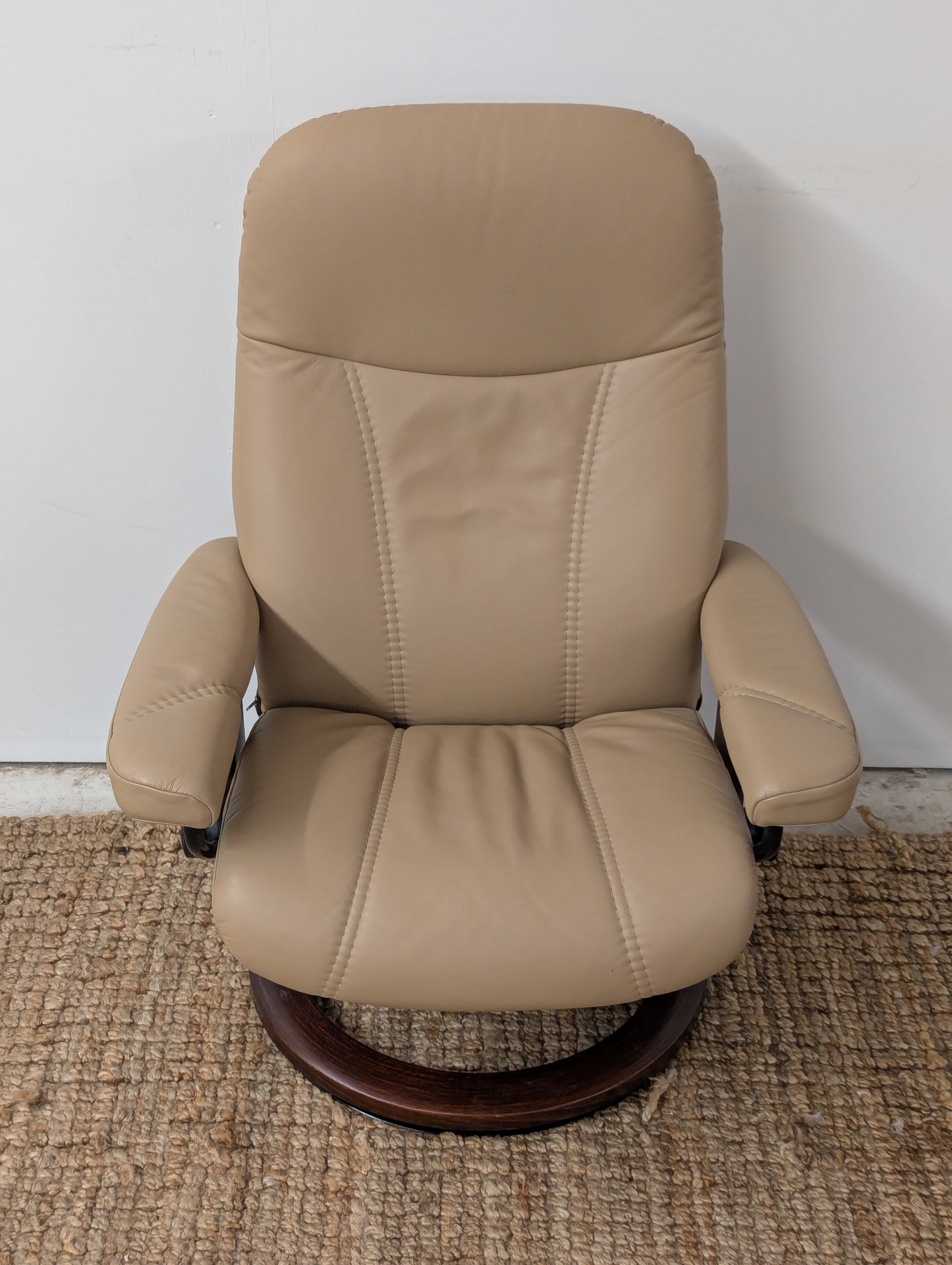 Ekornes Stressless Consul Reclining Chair + Ottoman