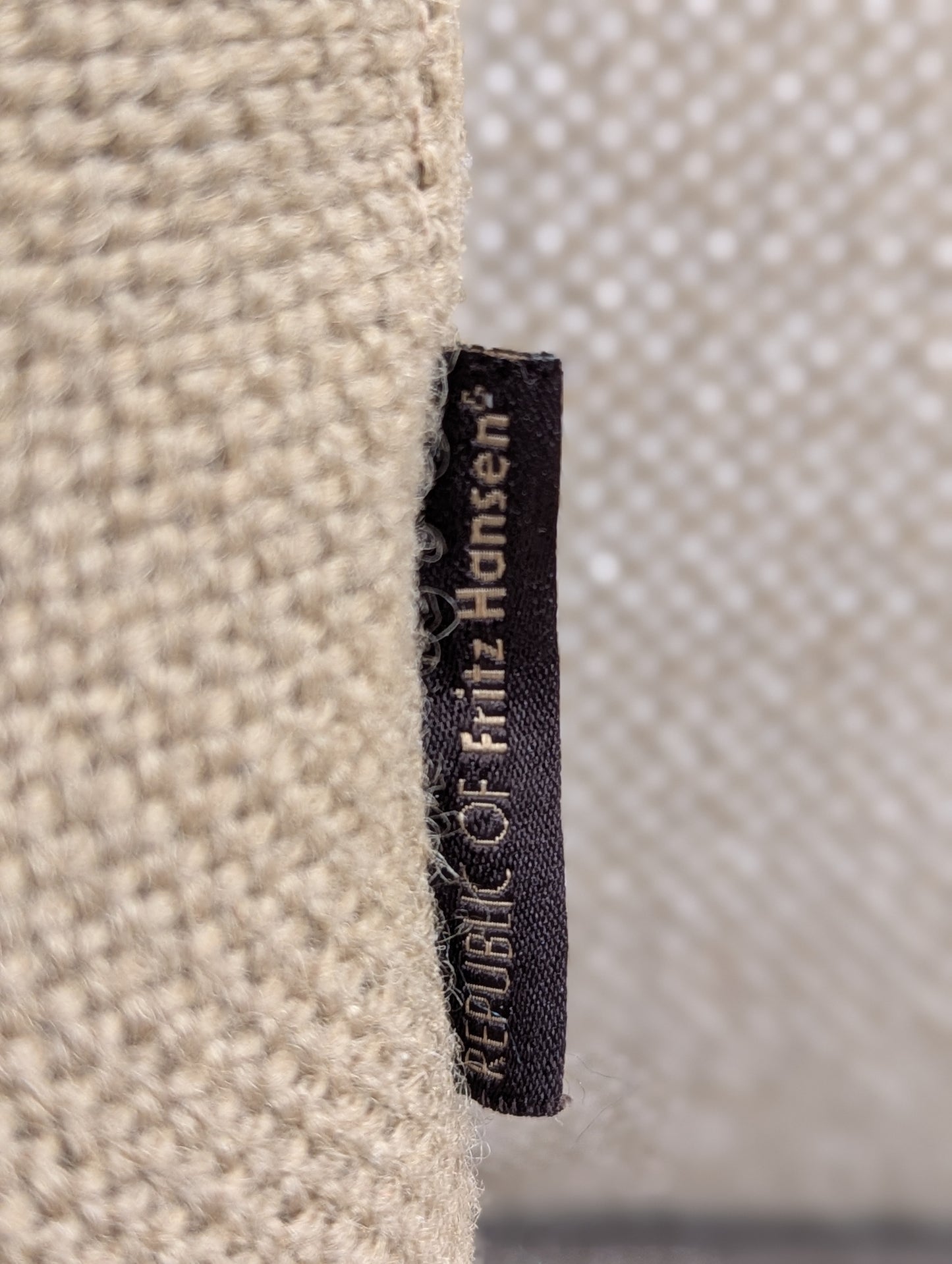 Fritz Hansen Favn JH3 Sofa