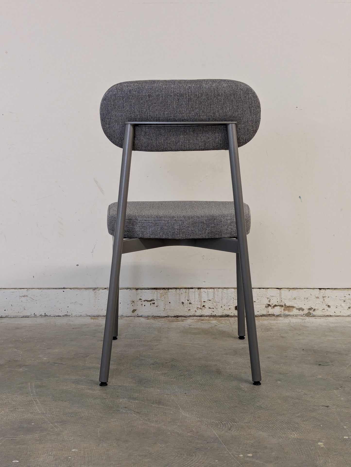 Amnisco Urbane Chair