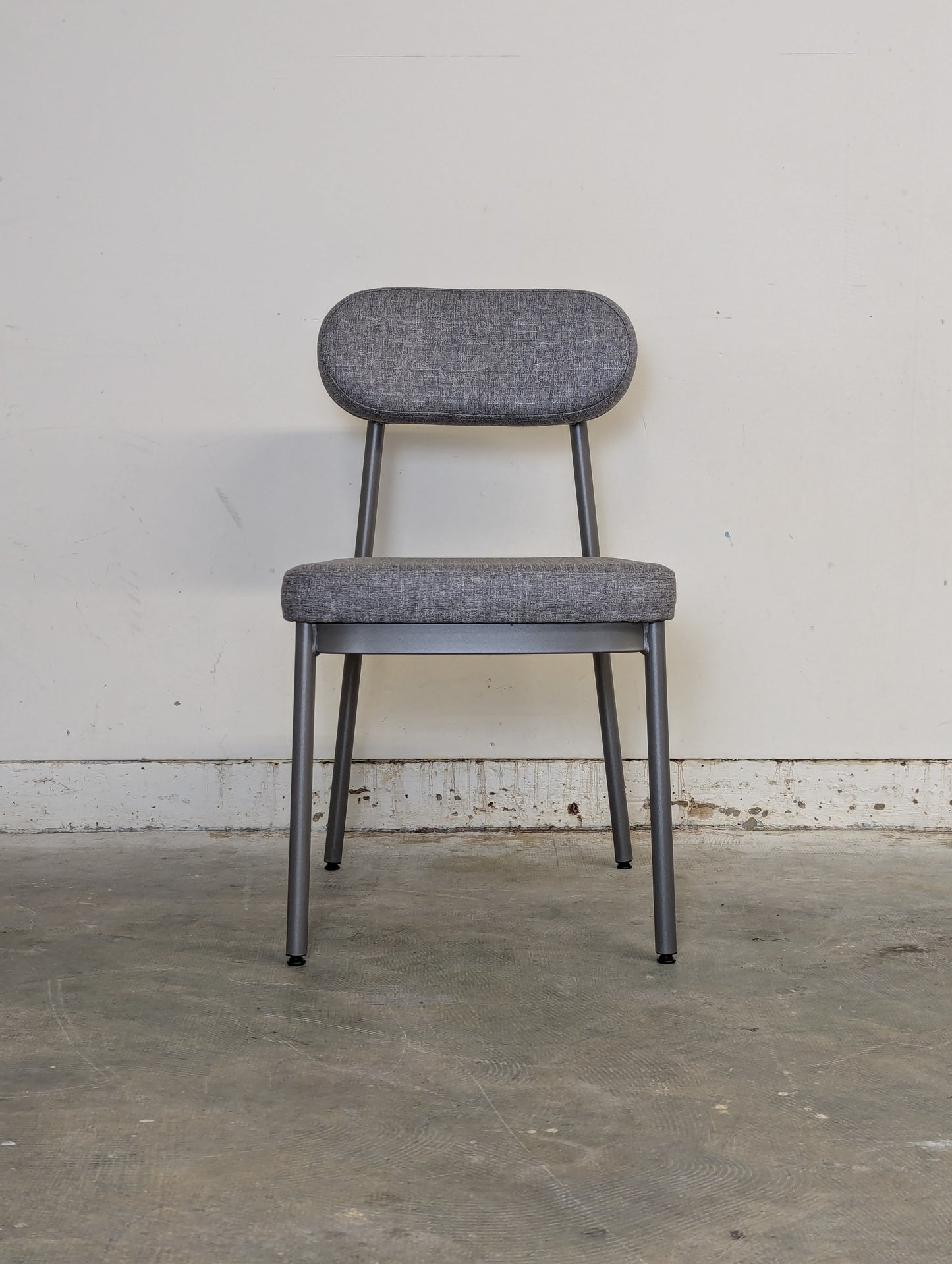 Amnisco Urbane Chair