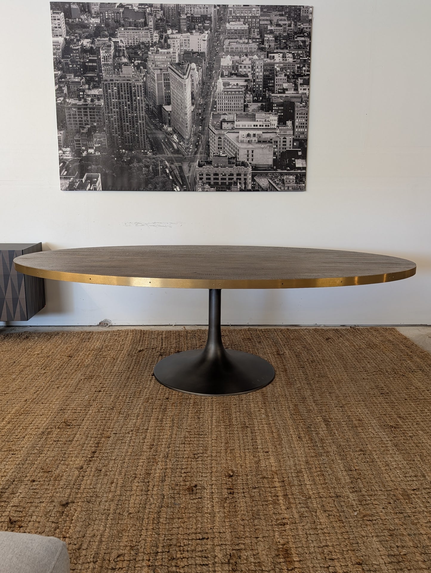Evans Oval Dinning Table