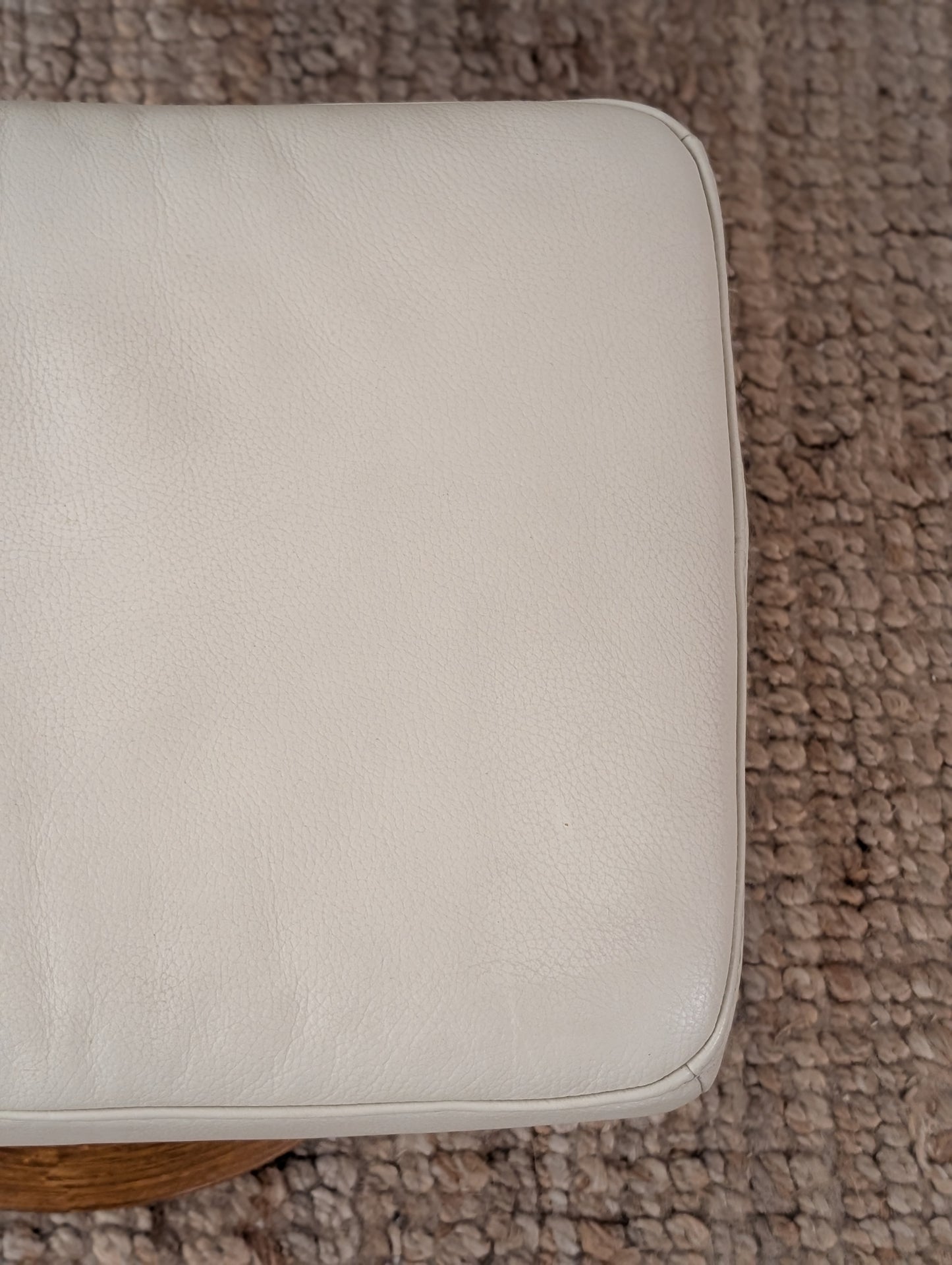 Stressless Taurus Reclining Chair and Ottoman