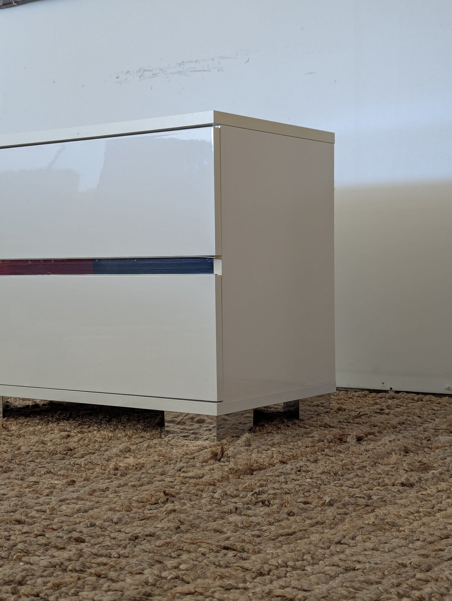 Dream White Nightstand