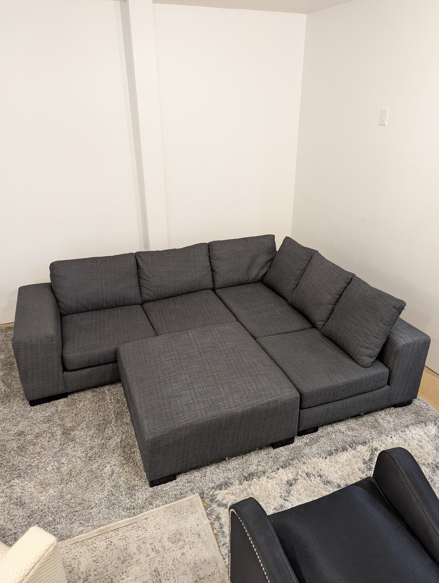 Van Gogh Jacob Sectional
