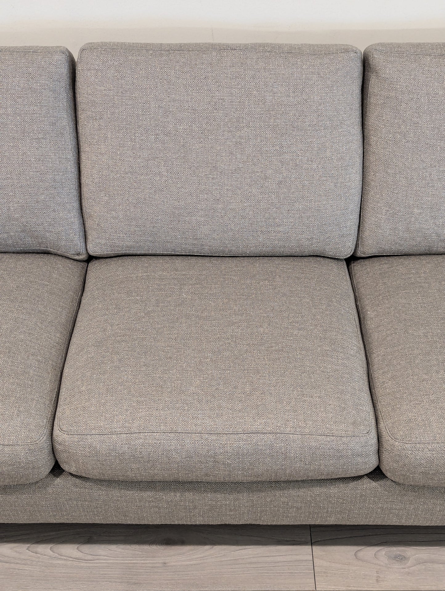 Tatum Sofa Robin Bruce