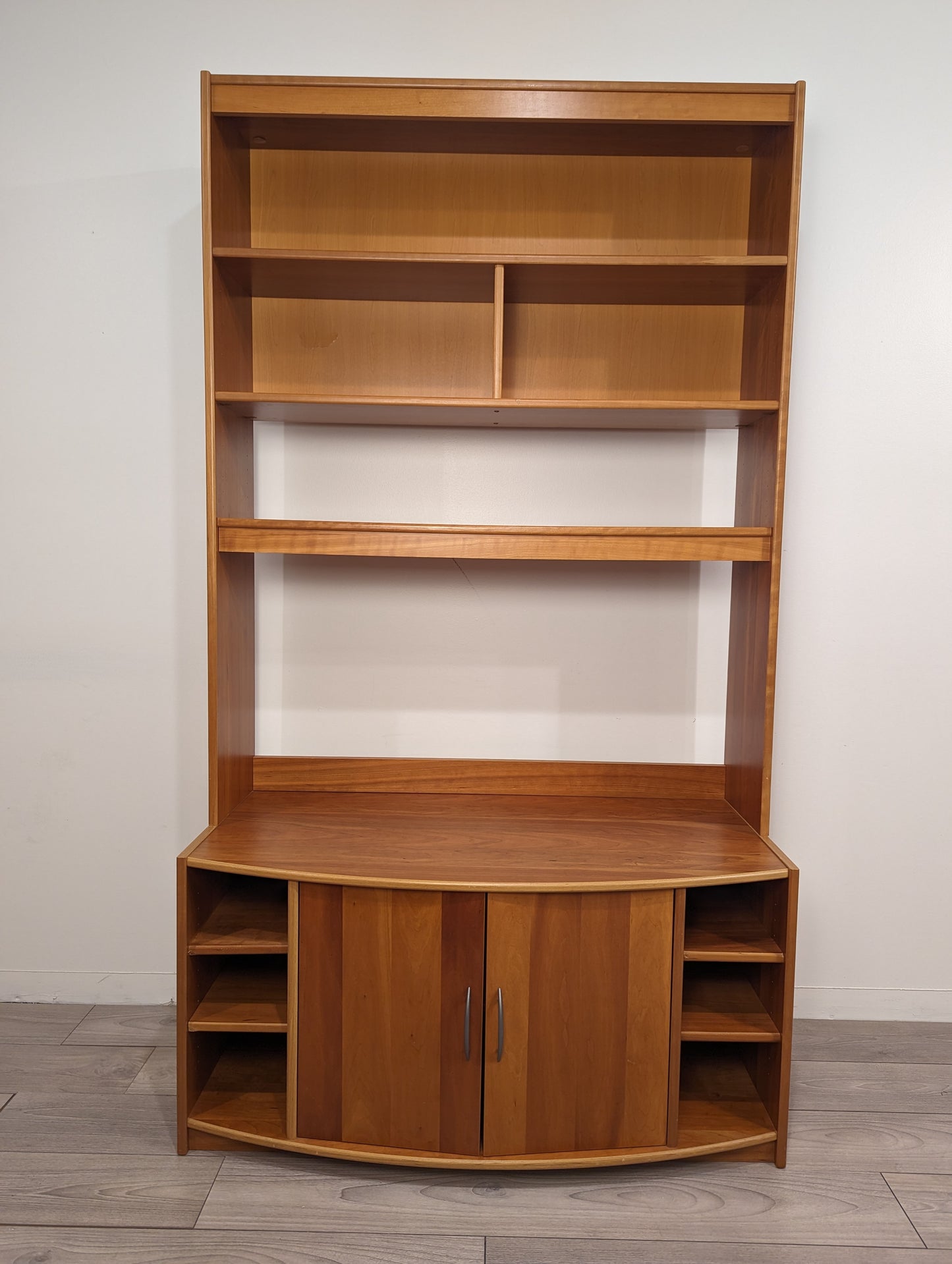 Cherry Hutch