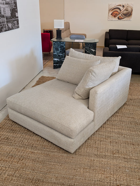 Stylus Haze Chaise Lounge