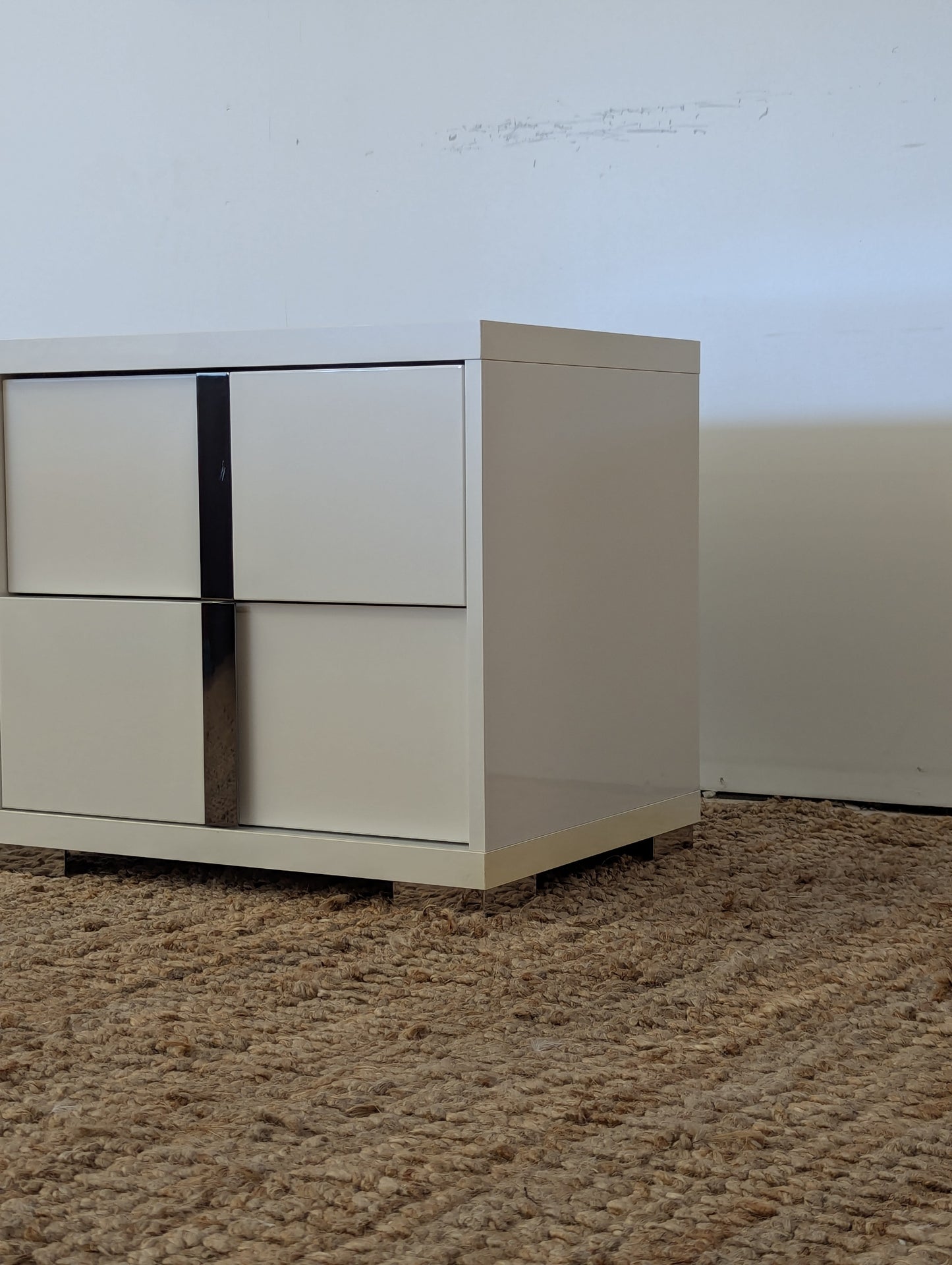 Imperia Nightstand