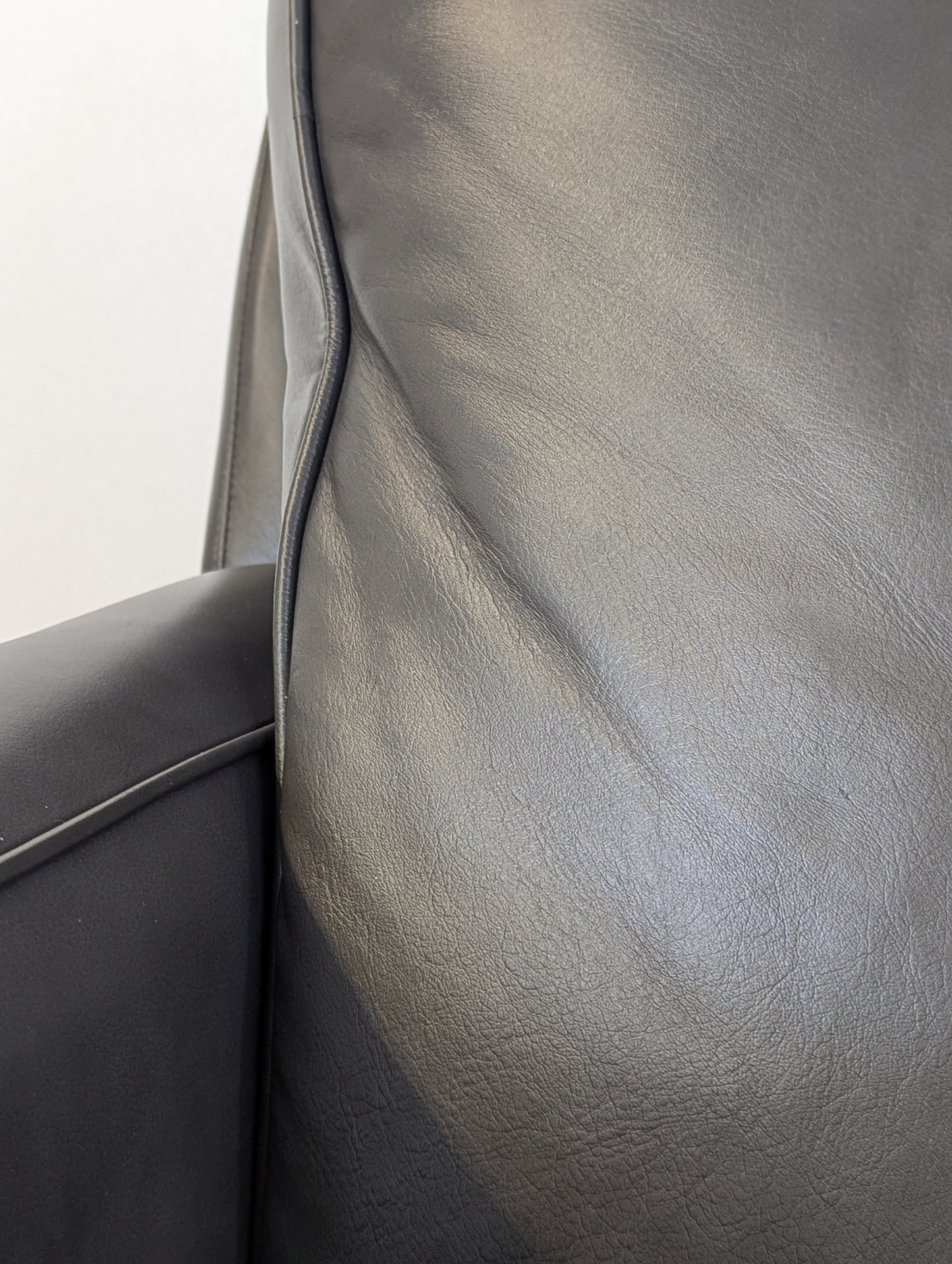 La Z Boy Archer Leather Sofa