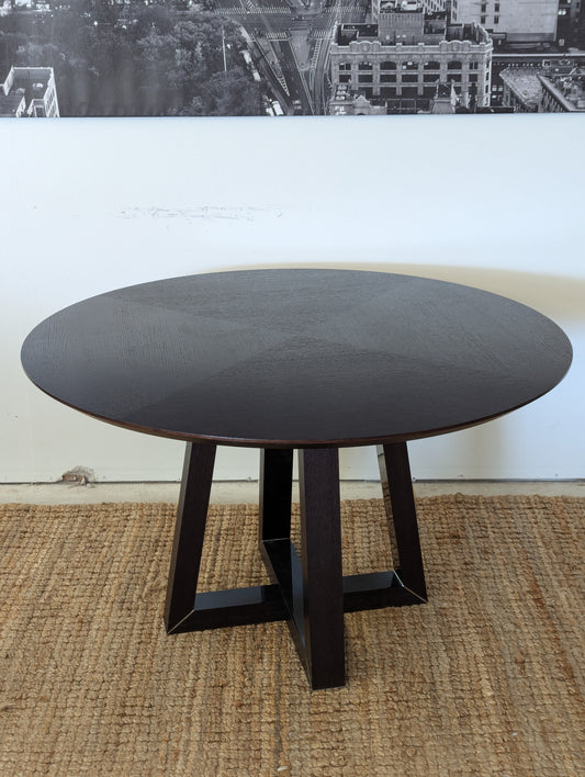 Natuzzi Italia Dining Table