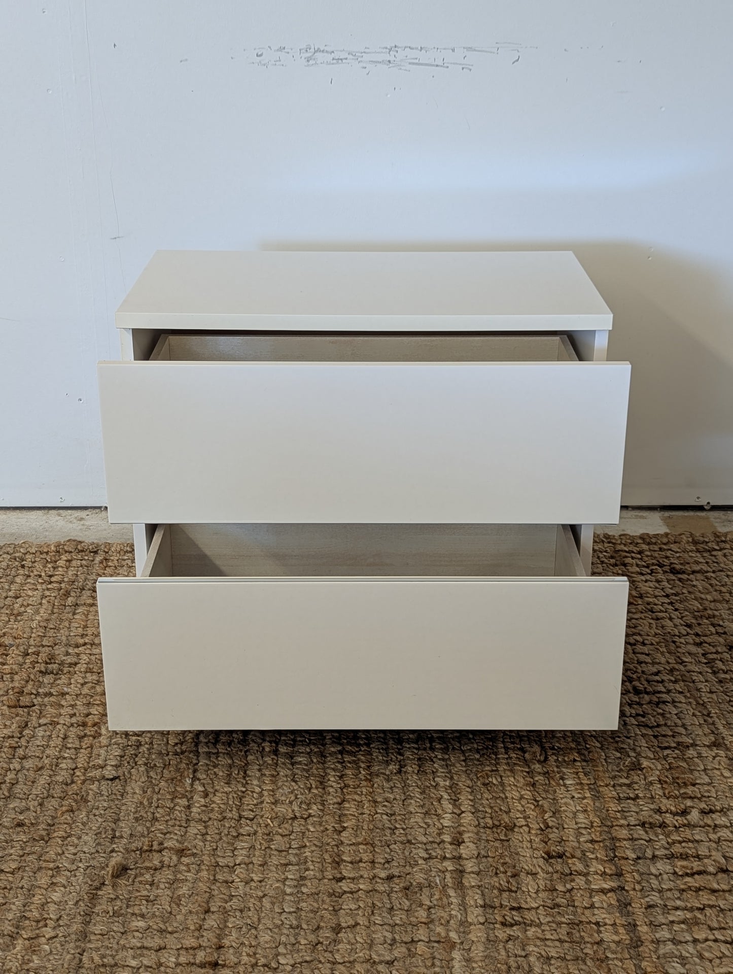 Dream White Nightstand