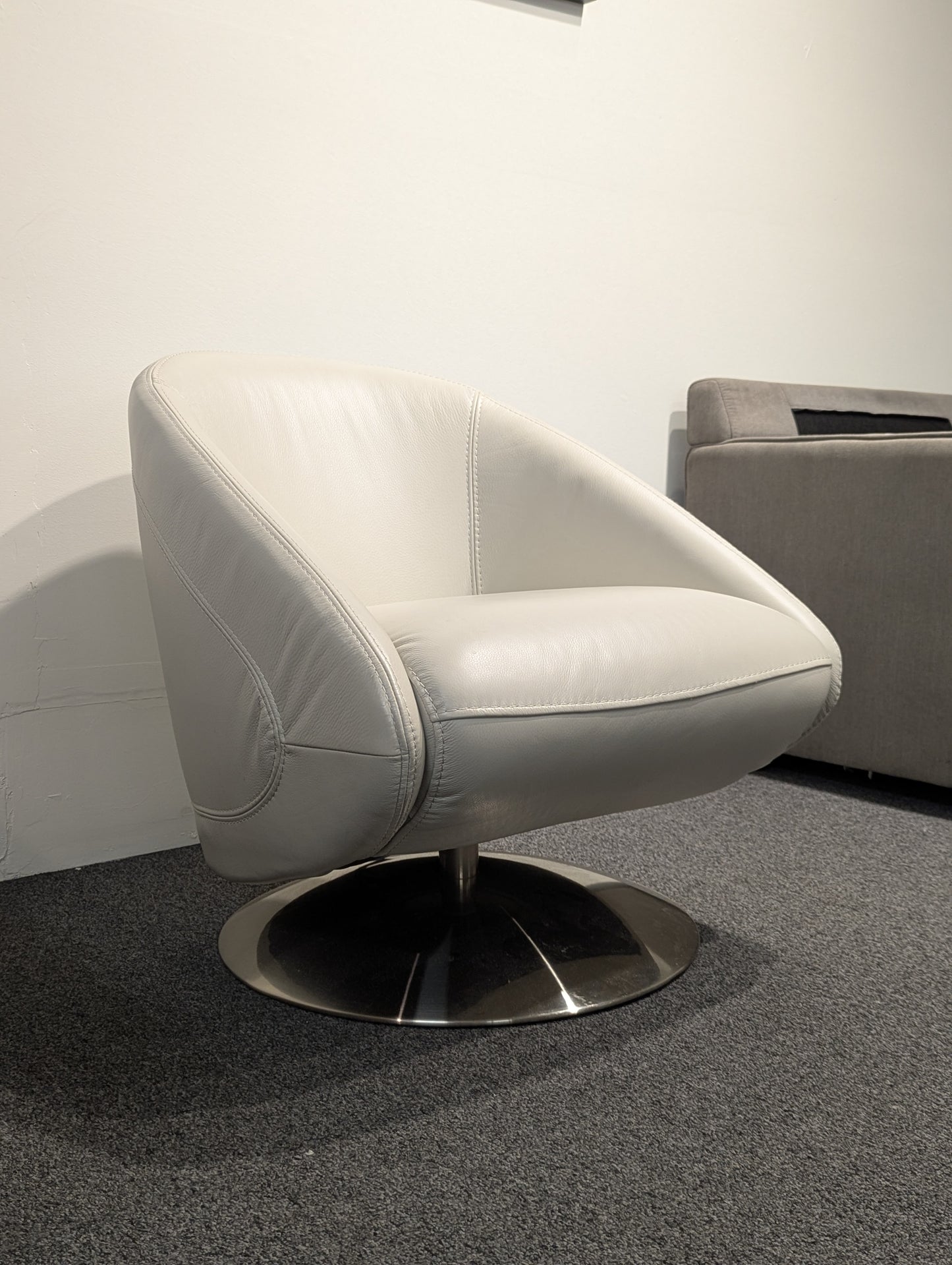 Leather Swivel Chair