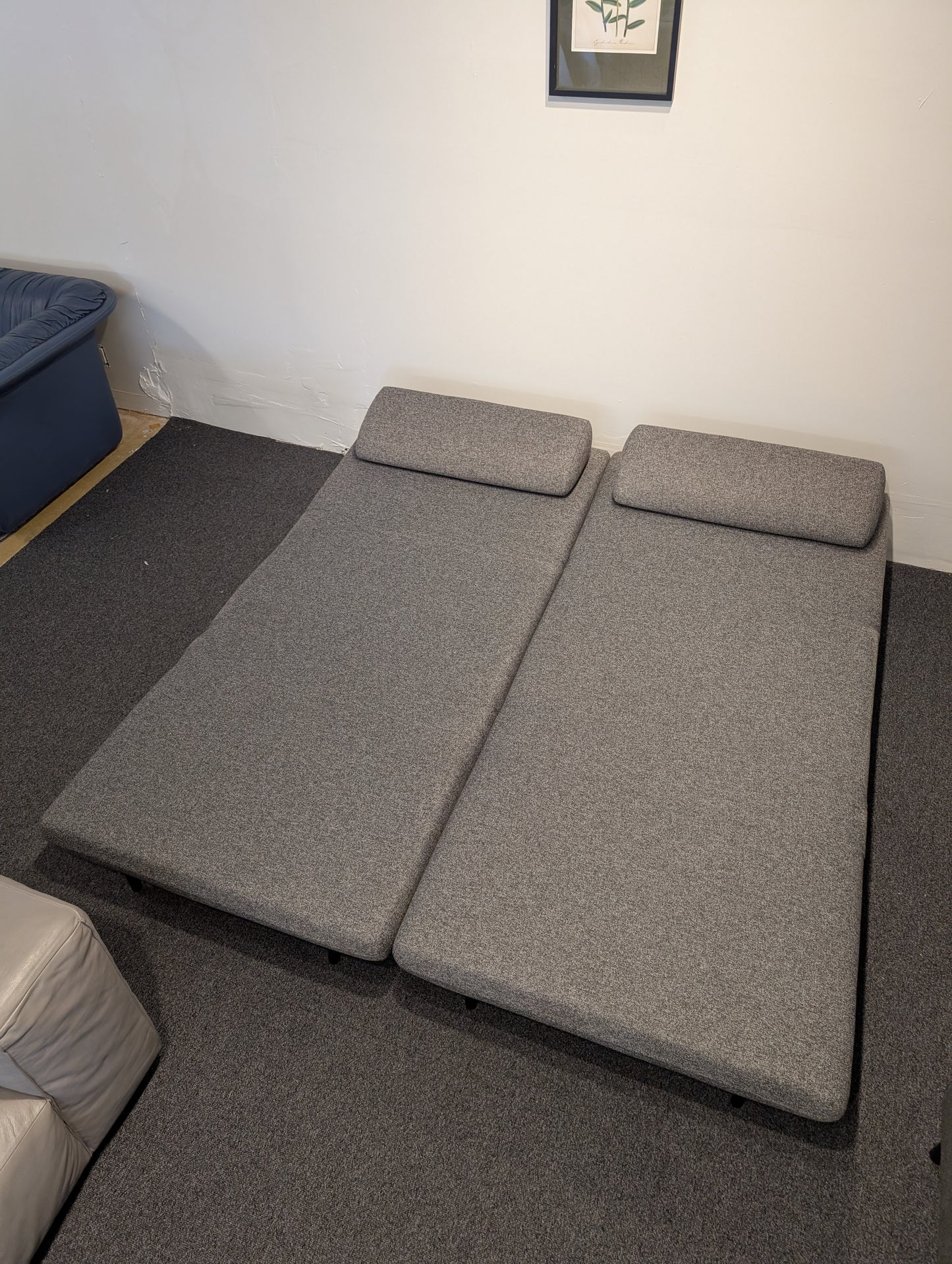 ISO Swivel Sofa Bed