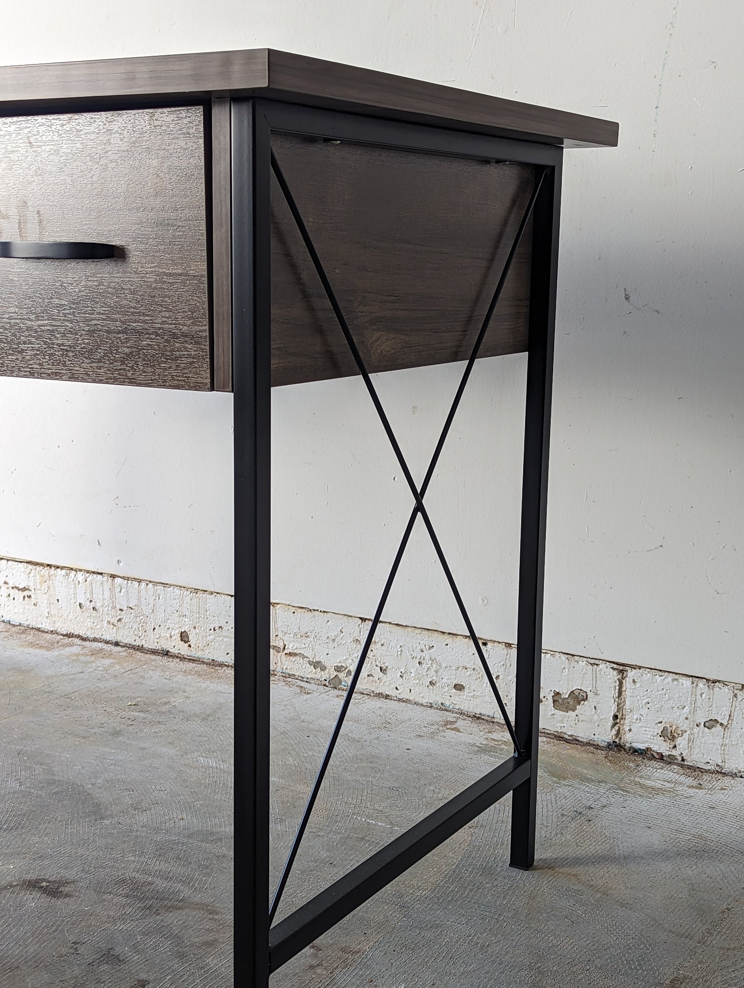 Ivan Office Desk