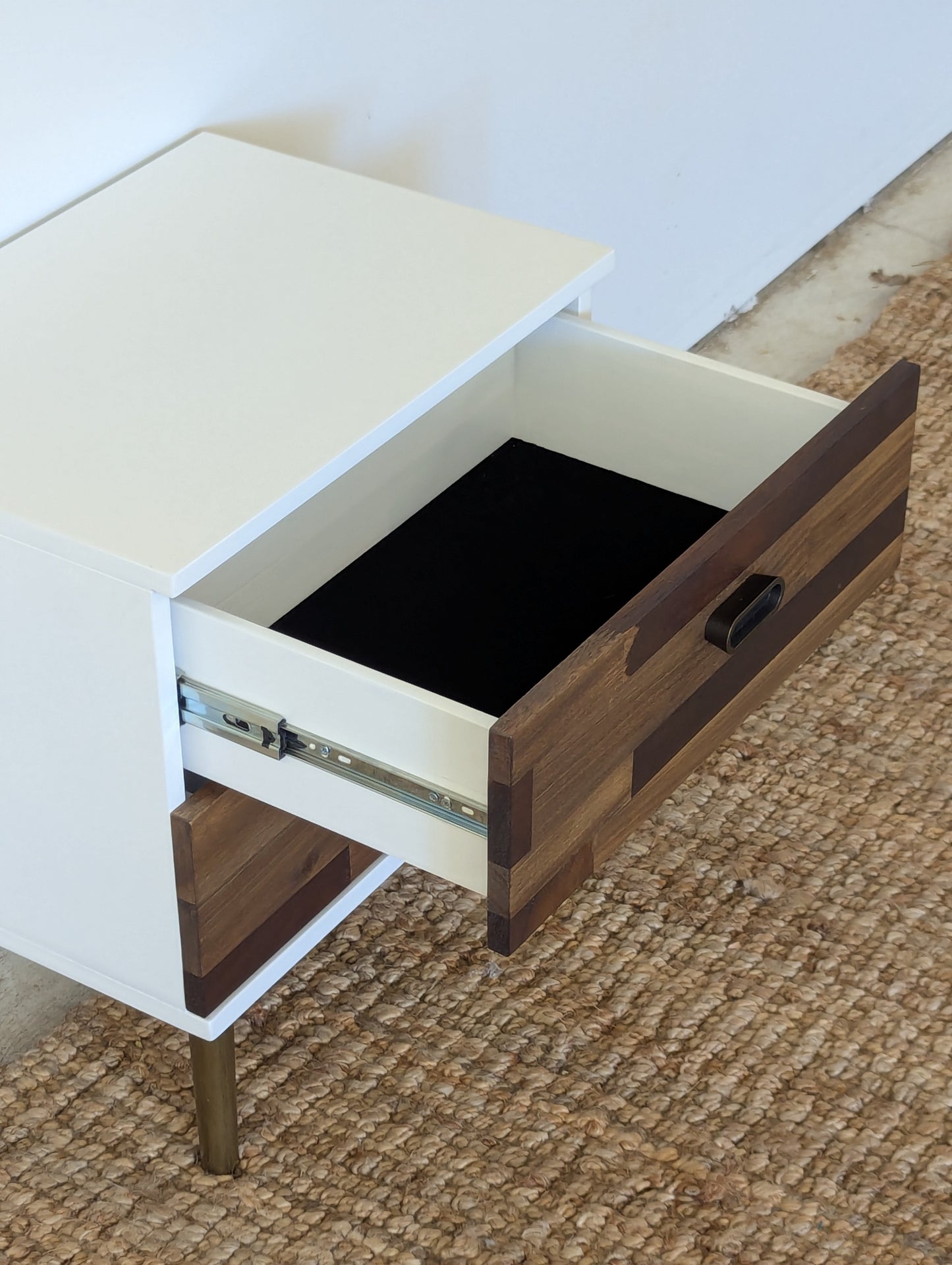 Q Living Carmel Nightstand