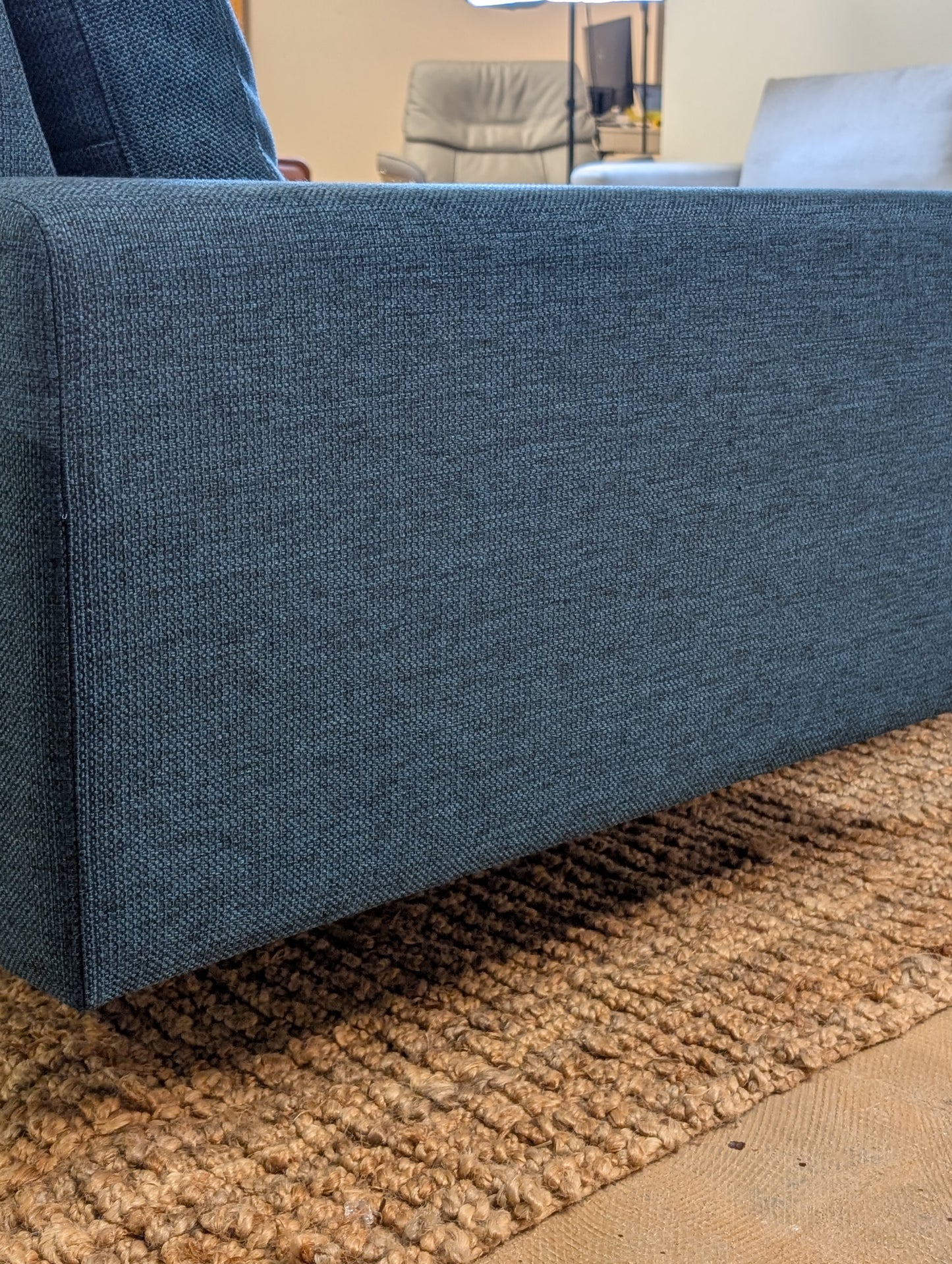 Article Nova Sectional