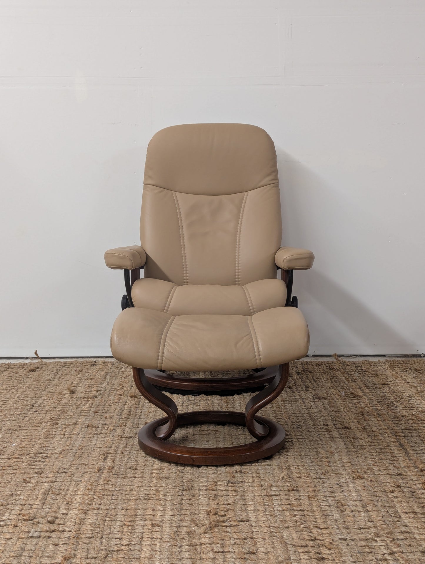 Ekornes Stressless Consul Reclining Chair + Ottoman