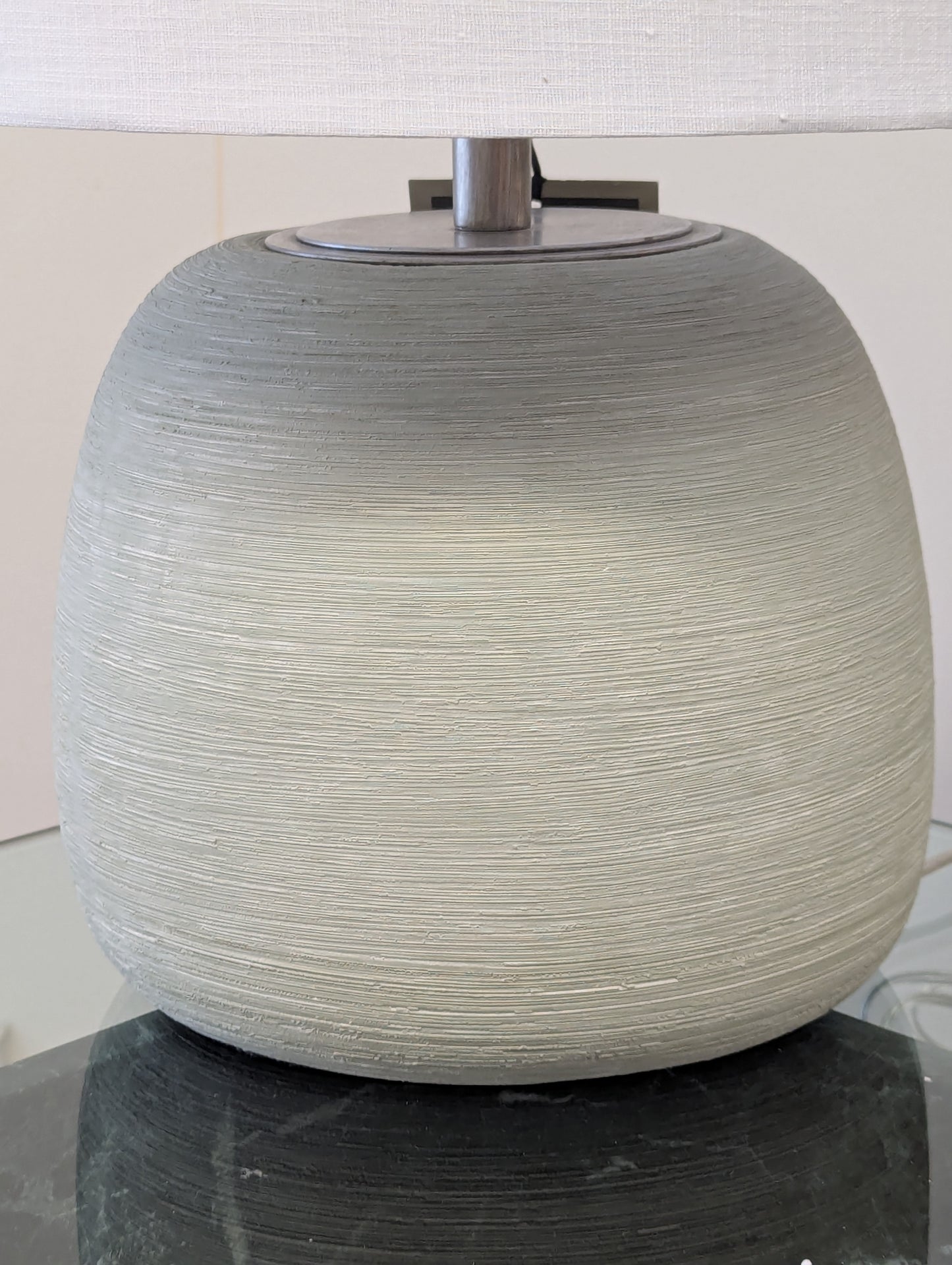 Circuelo Table Lamp