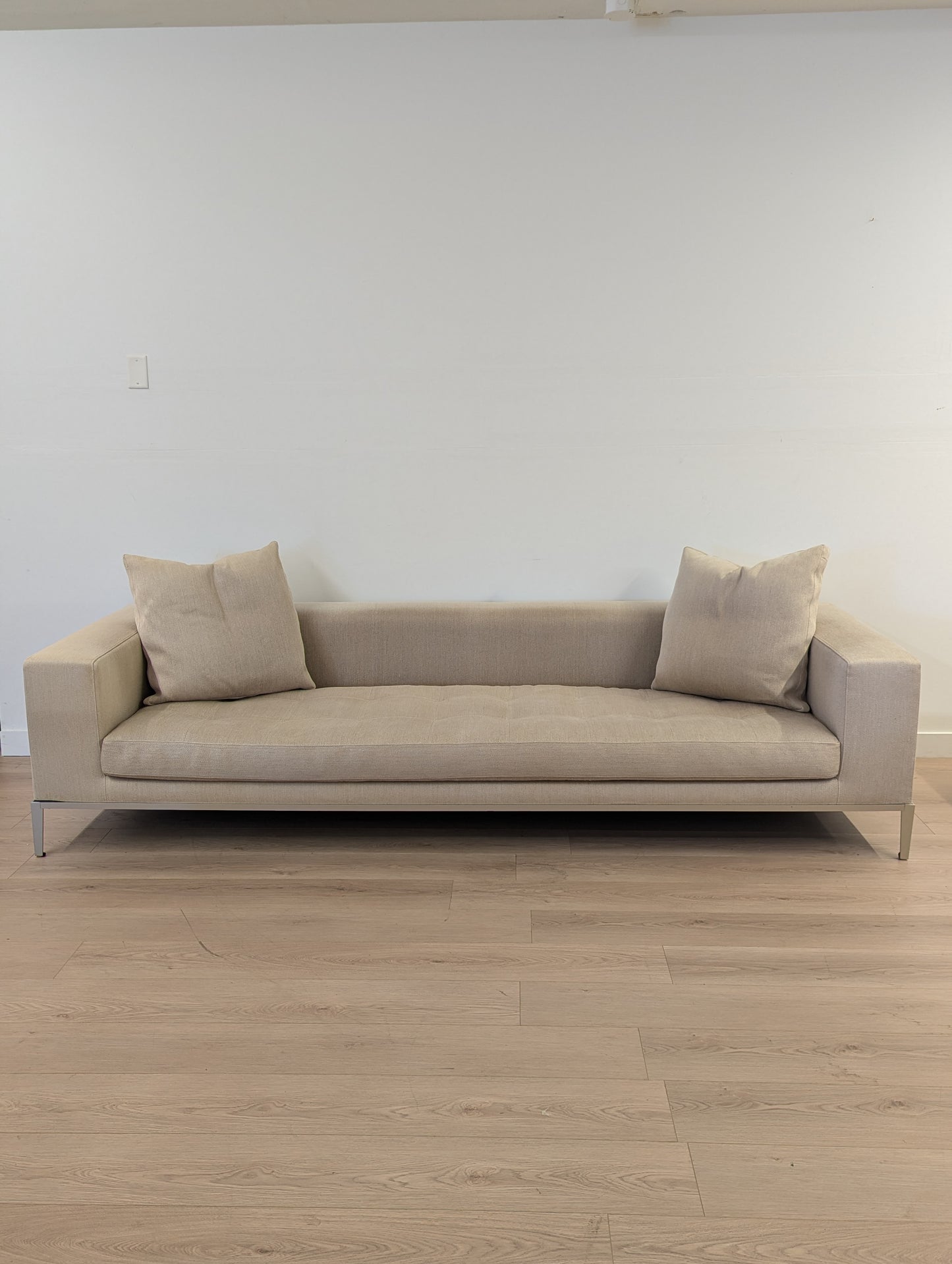 Maxalto Simpliciter Sofa