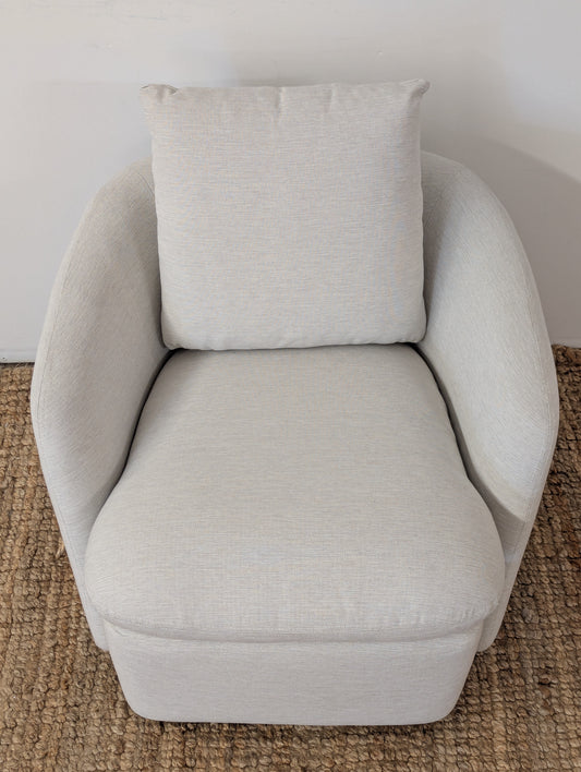 Leigh 33" Swivel Lounge Chair - Silver Ivory