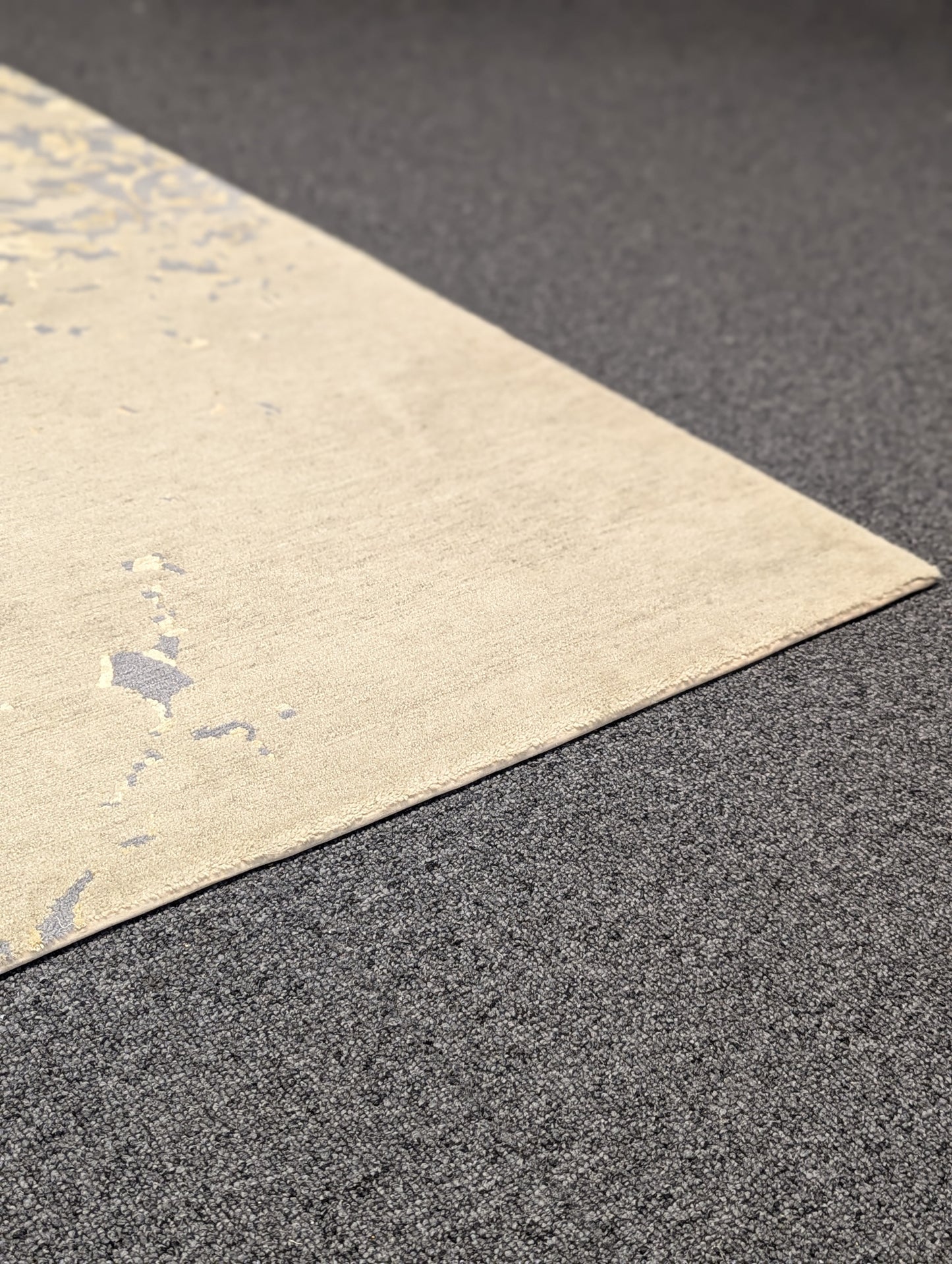 Abstract Rug