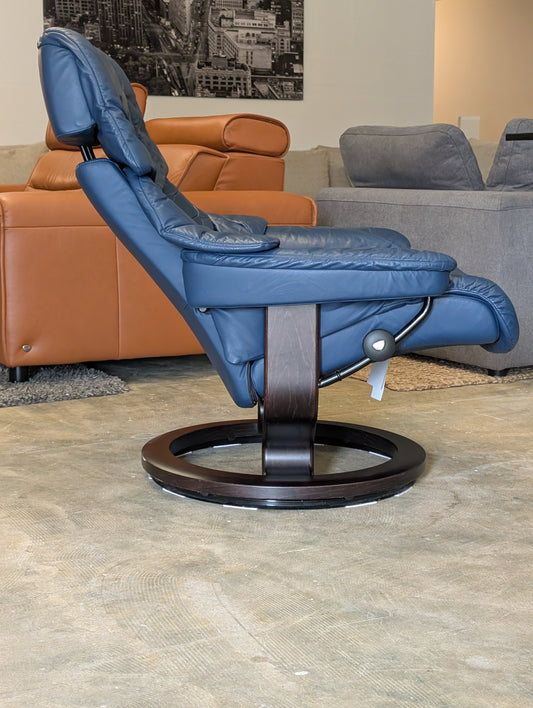 Ekornes Stressless Reno Reclining Chair + Ottoman