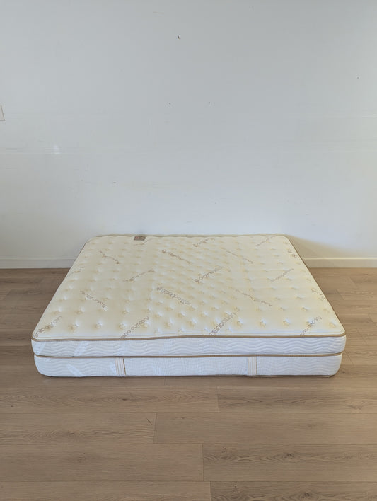 Saatva Classic Luxury Firm Mattress - Queen