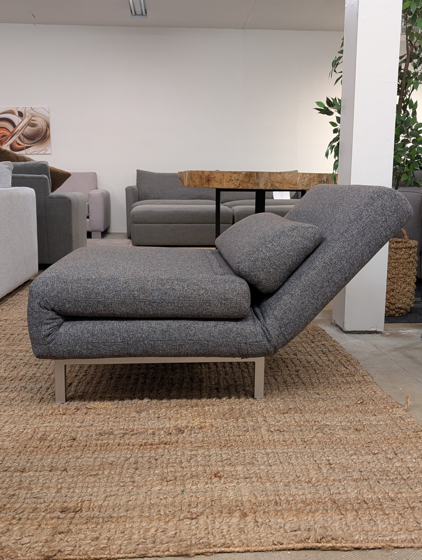 Single Swiveling Chair Bed