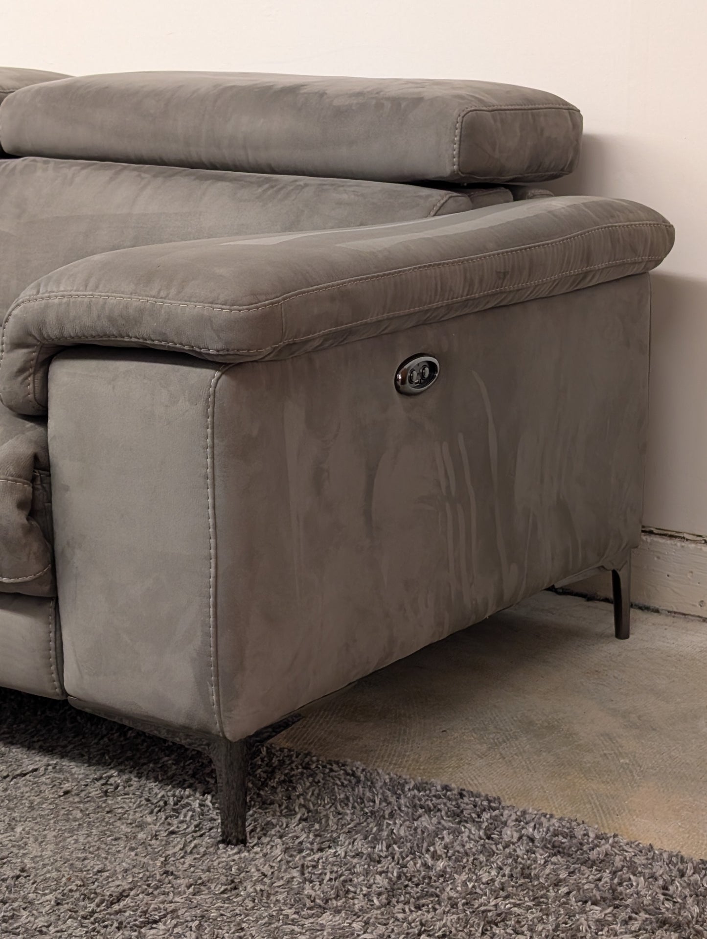 Wallace Power Reclining Sectional