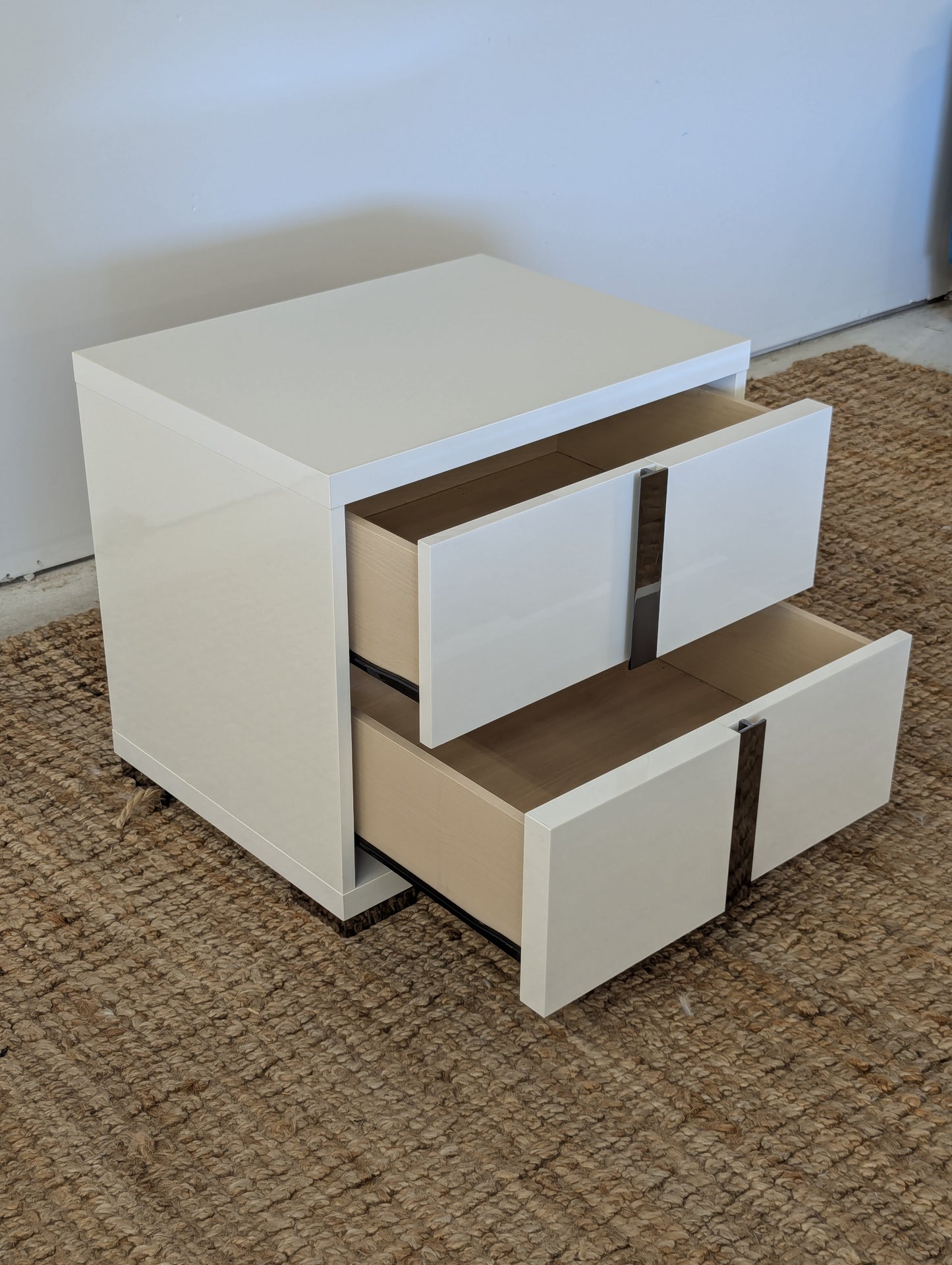 Imperia Nightstand