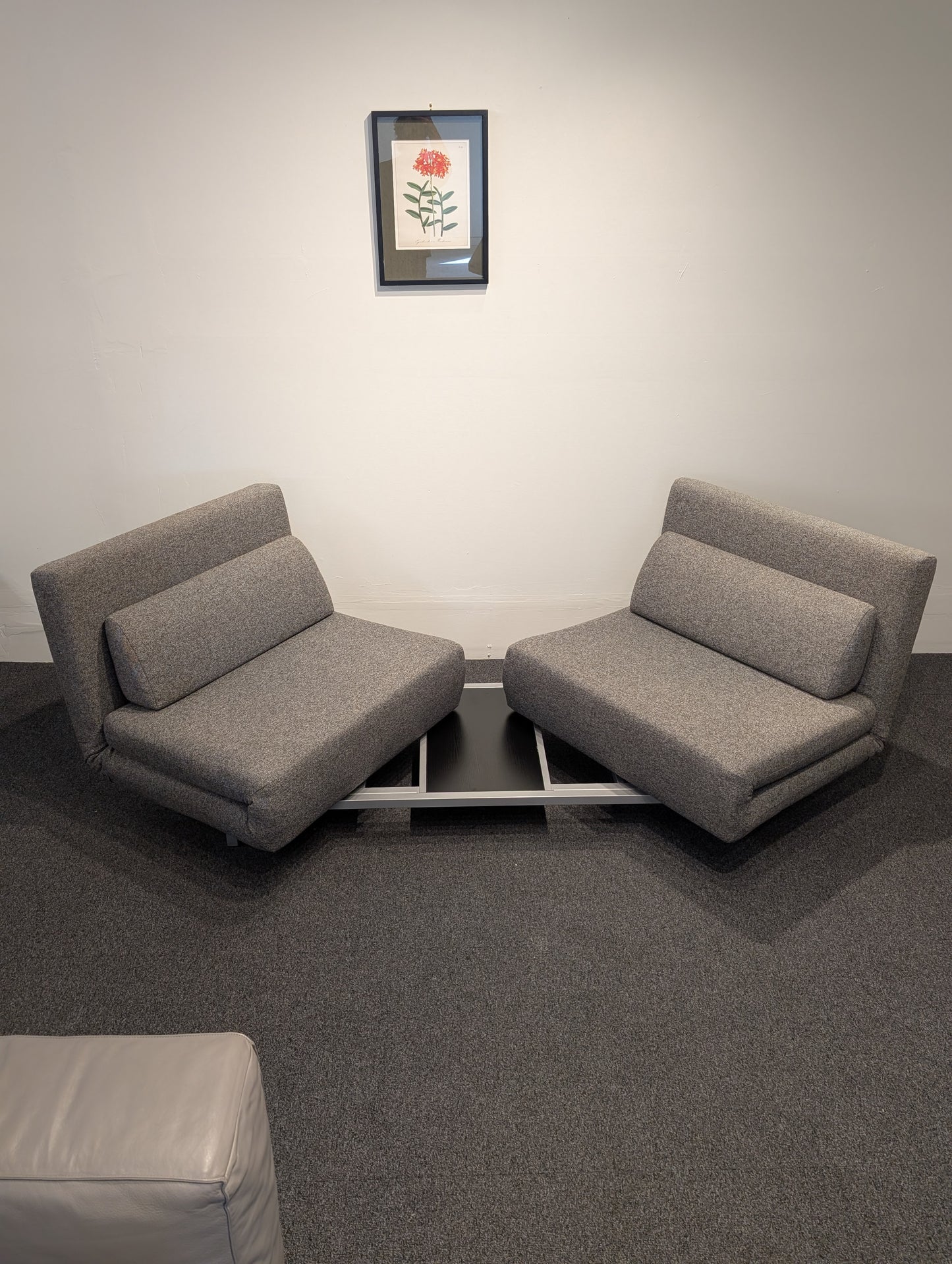ISO Swivel Sofa Bed