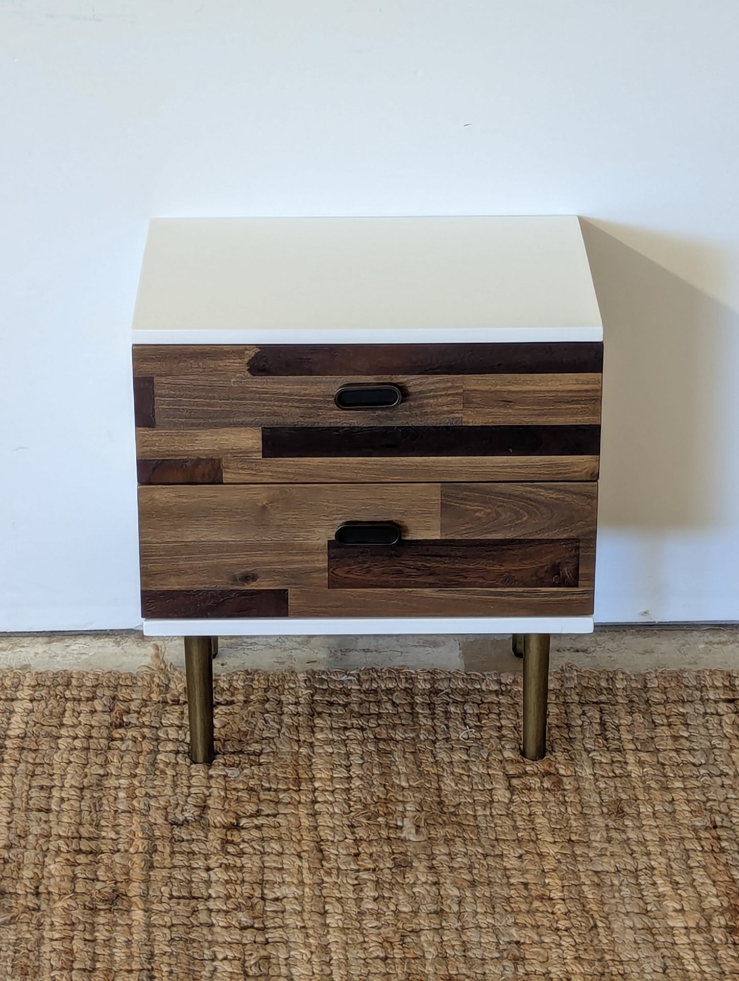 Q Living Carmel Nightstand