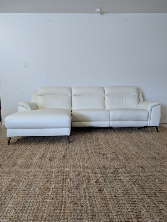 Scan Designs 5317 Power Reclining Leather Sectional