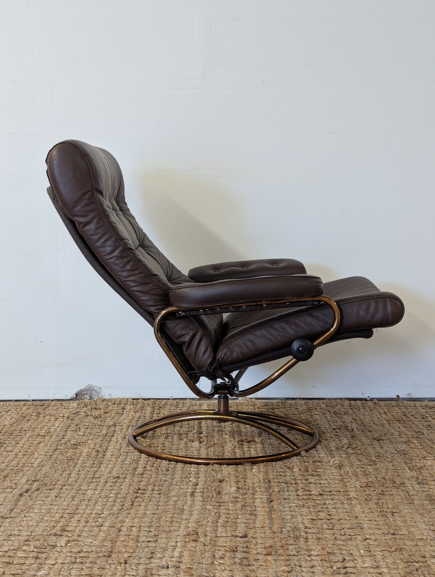 Vintage Ekornes Stressless Reclining Lounge Chair + Ottoman