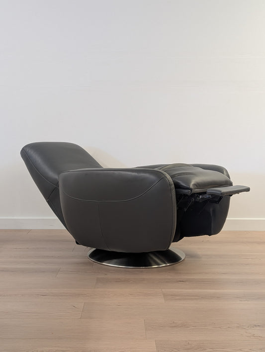 Natuzzi Editions MODB769 Reclining Swivel Chair (2 Available)