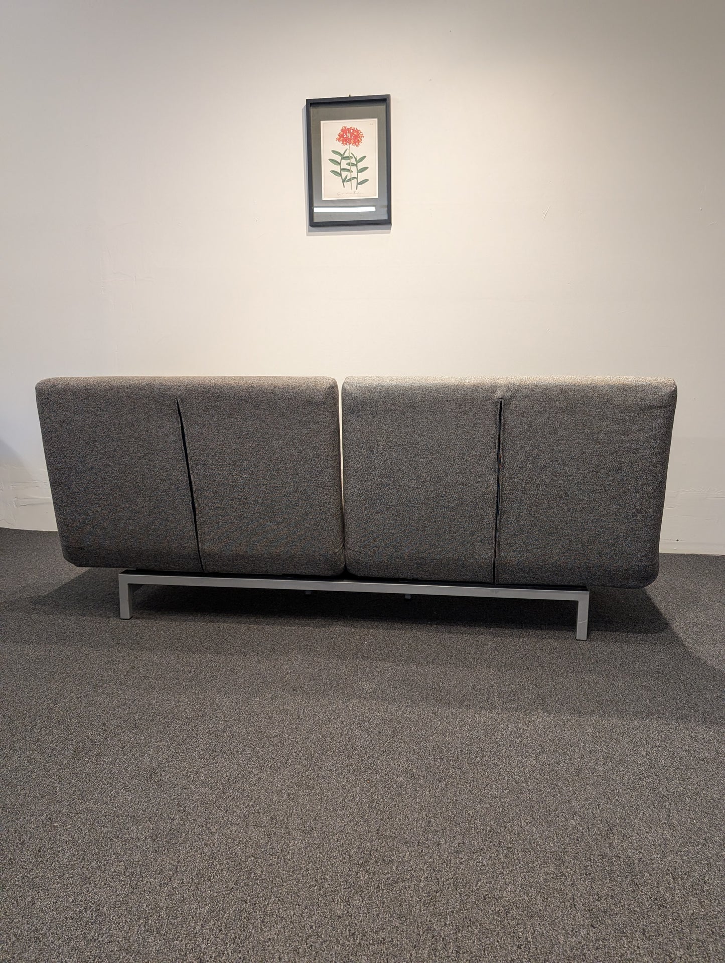 ISO Swivel Sofa Bed