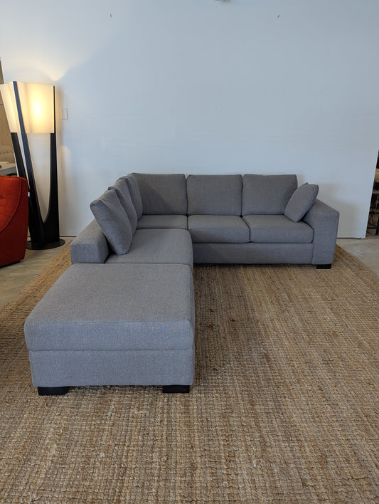 Stylus Brock Sectional With Storage Ottoman