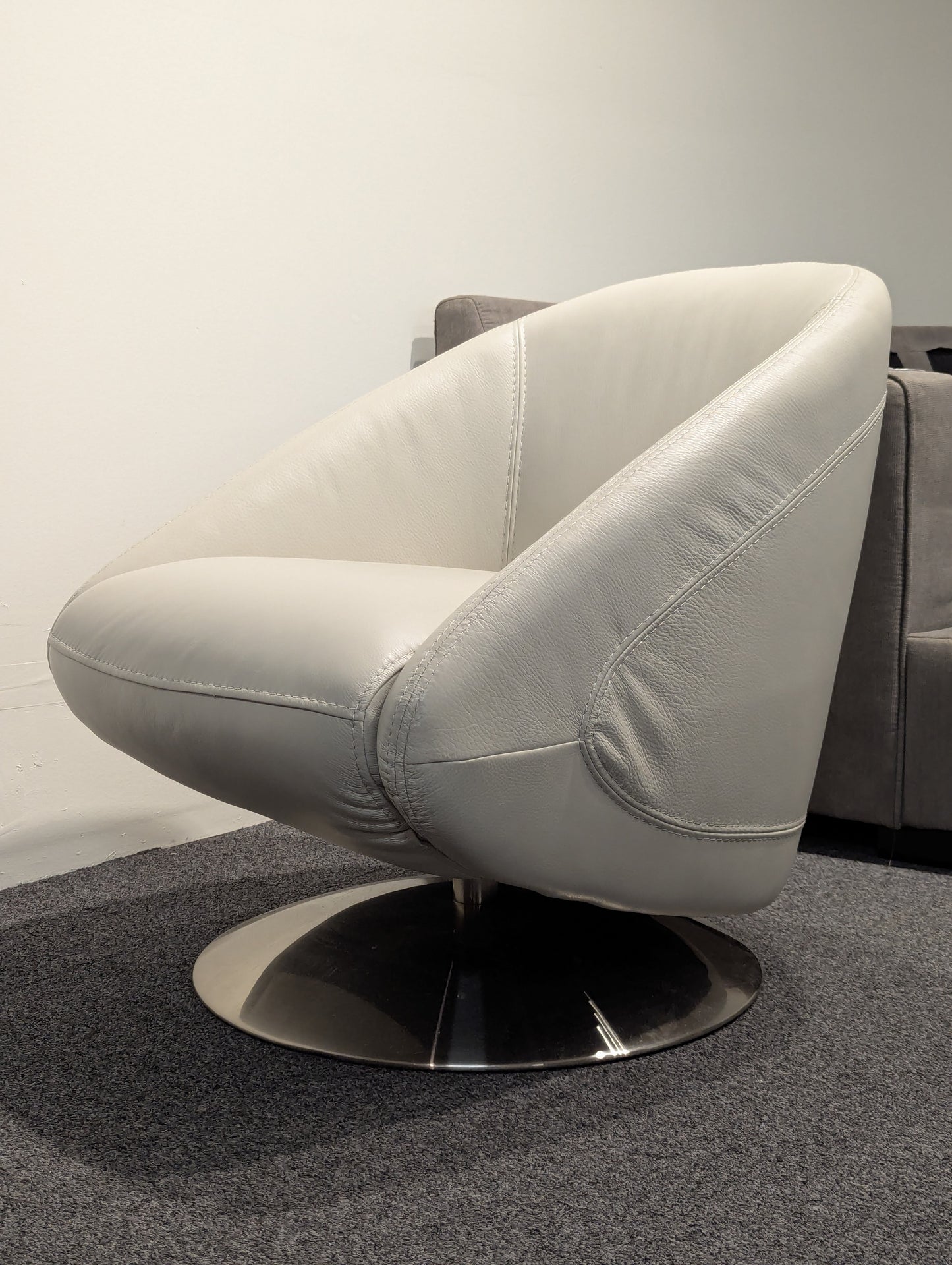 Leather Swivel Chair